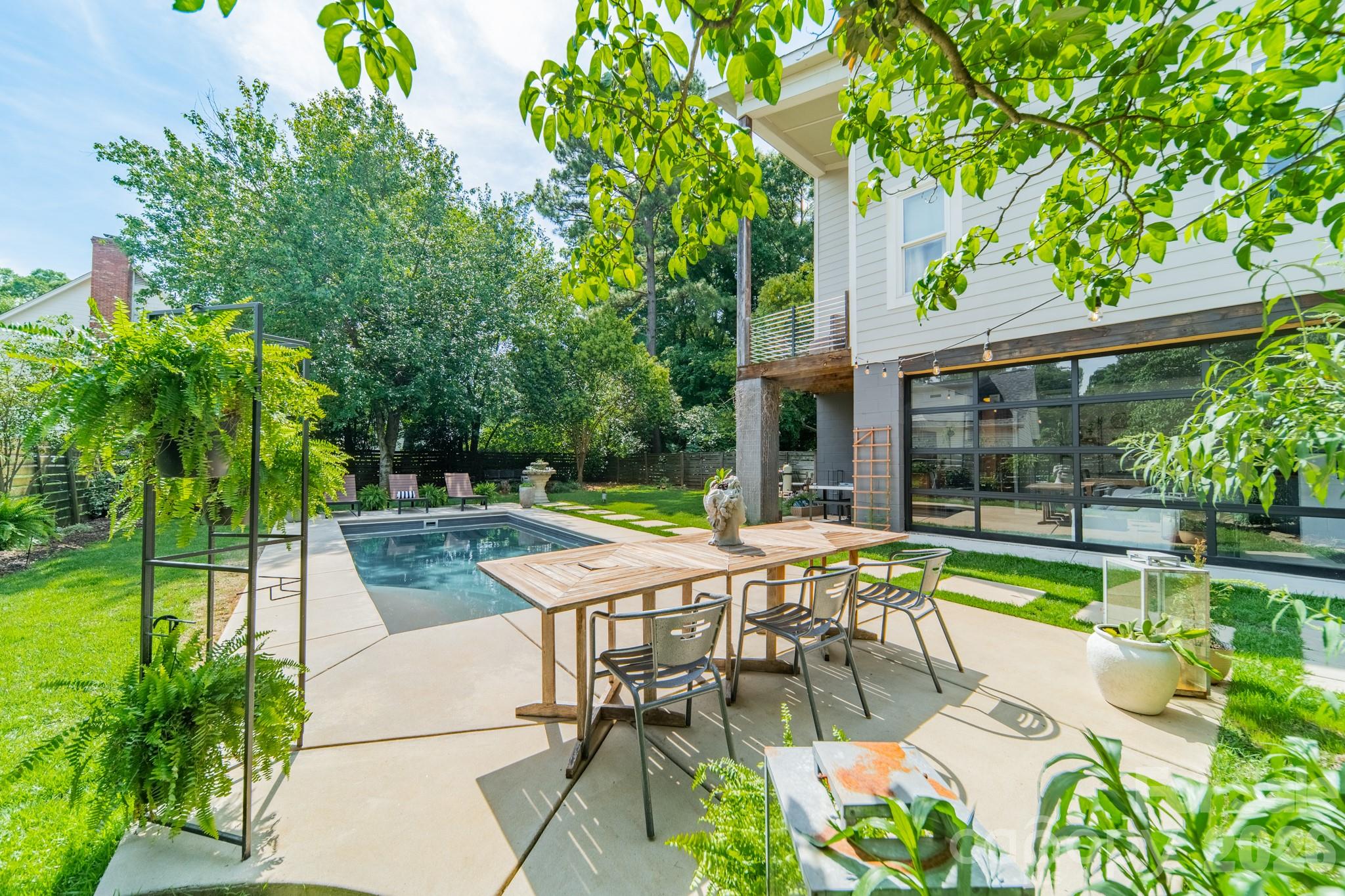 Seventeen Acres - Residential