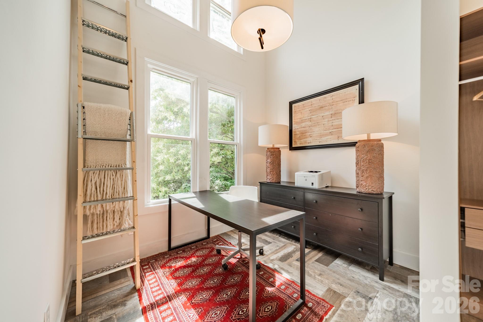 Seventeen Acres - Residential