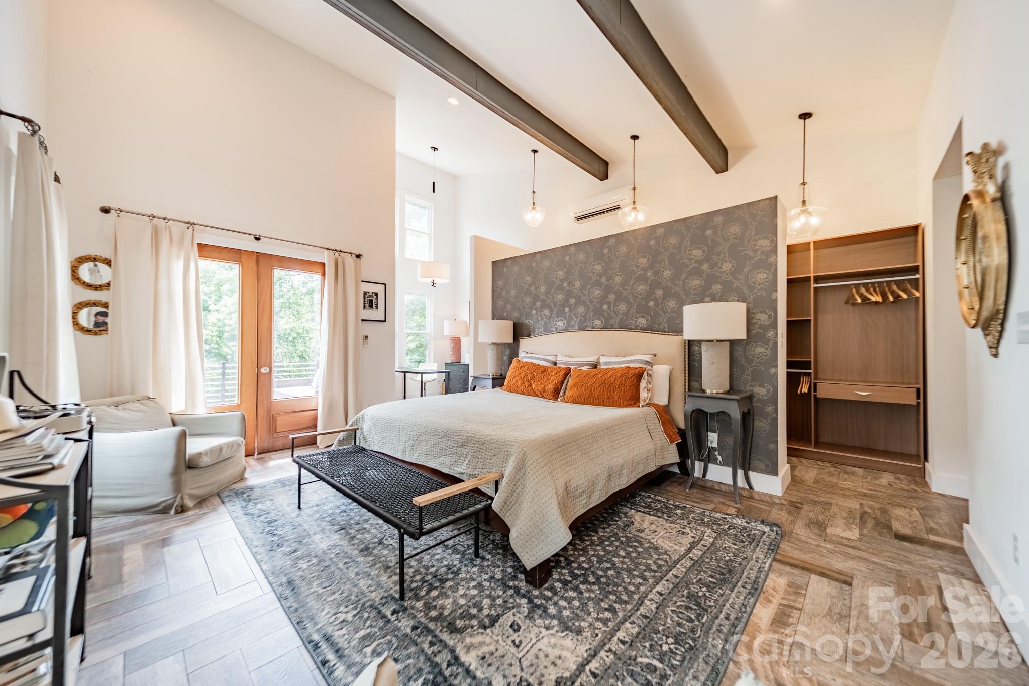 Seventeen Acres - Residential