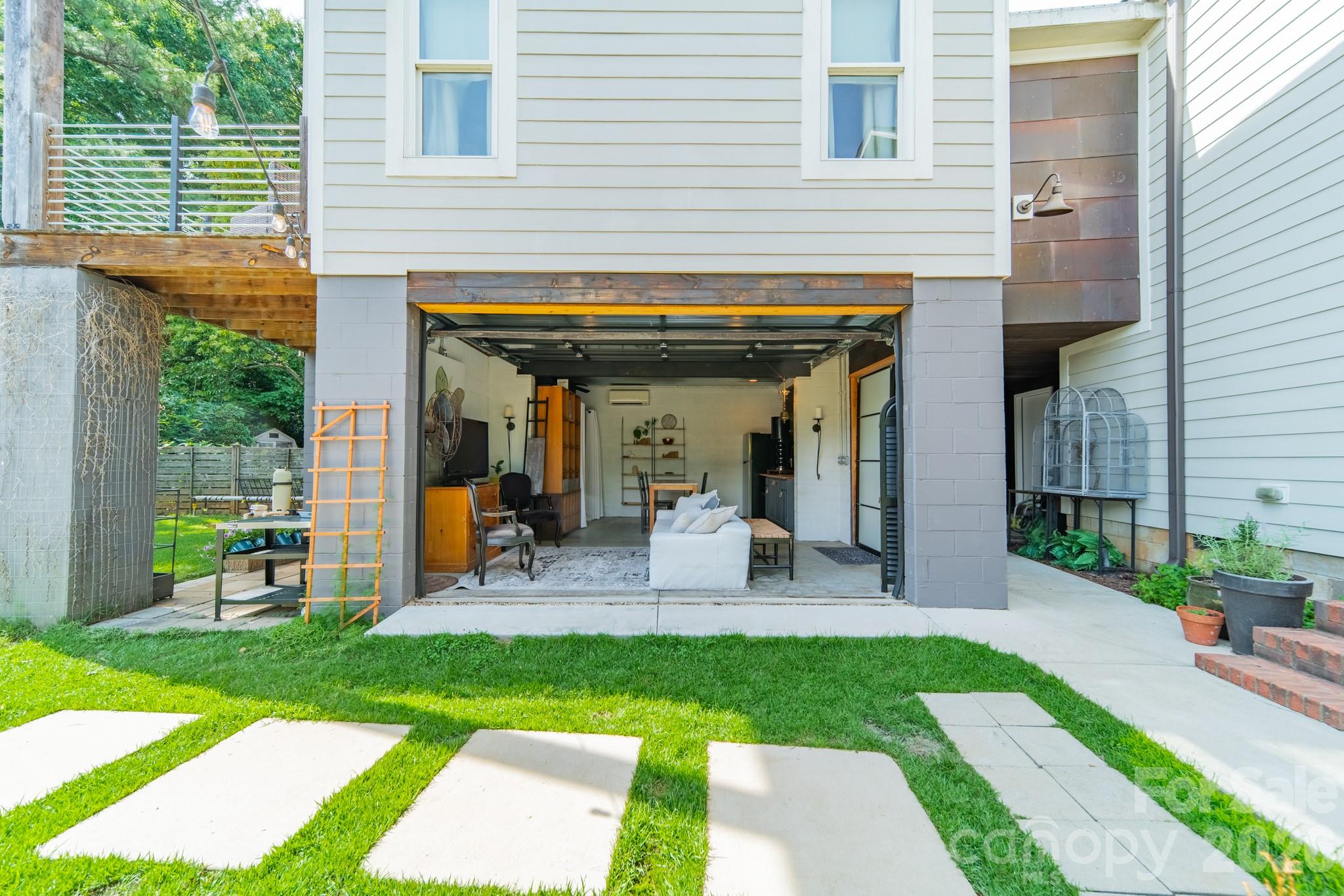 Seventeen Acres - Residential