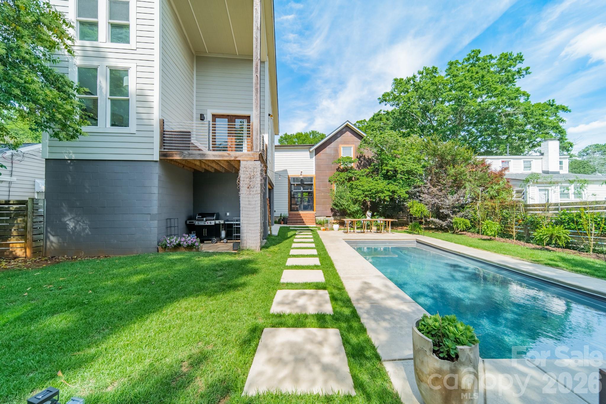 Seventeen Acres - Residential