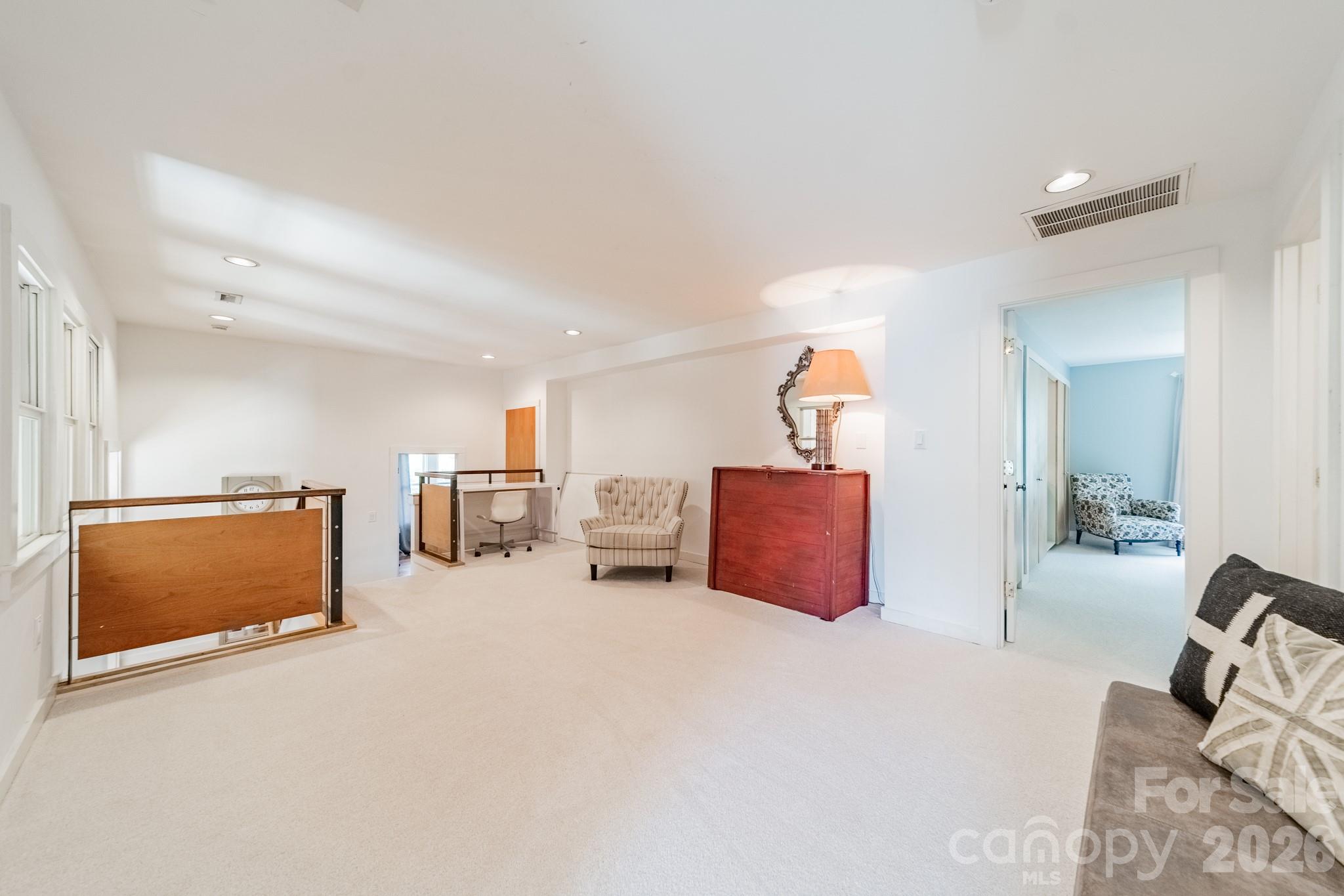 Seventeen Acres - Residential