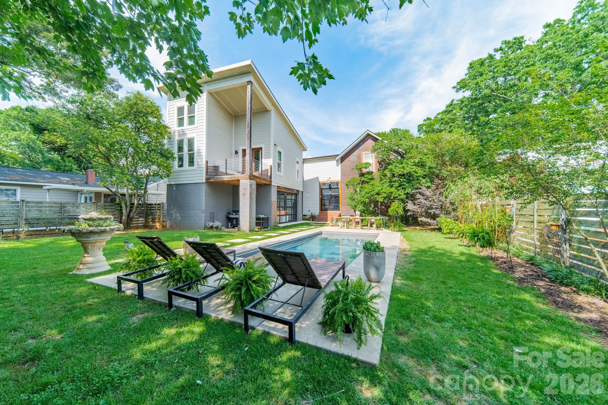 Seventeen Acres - Residential