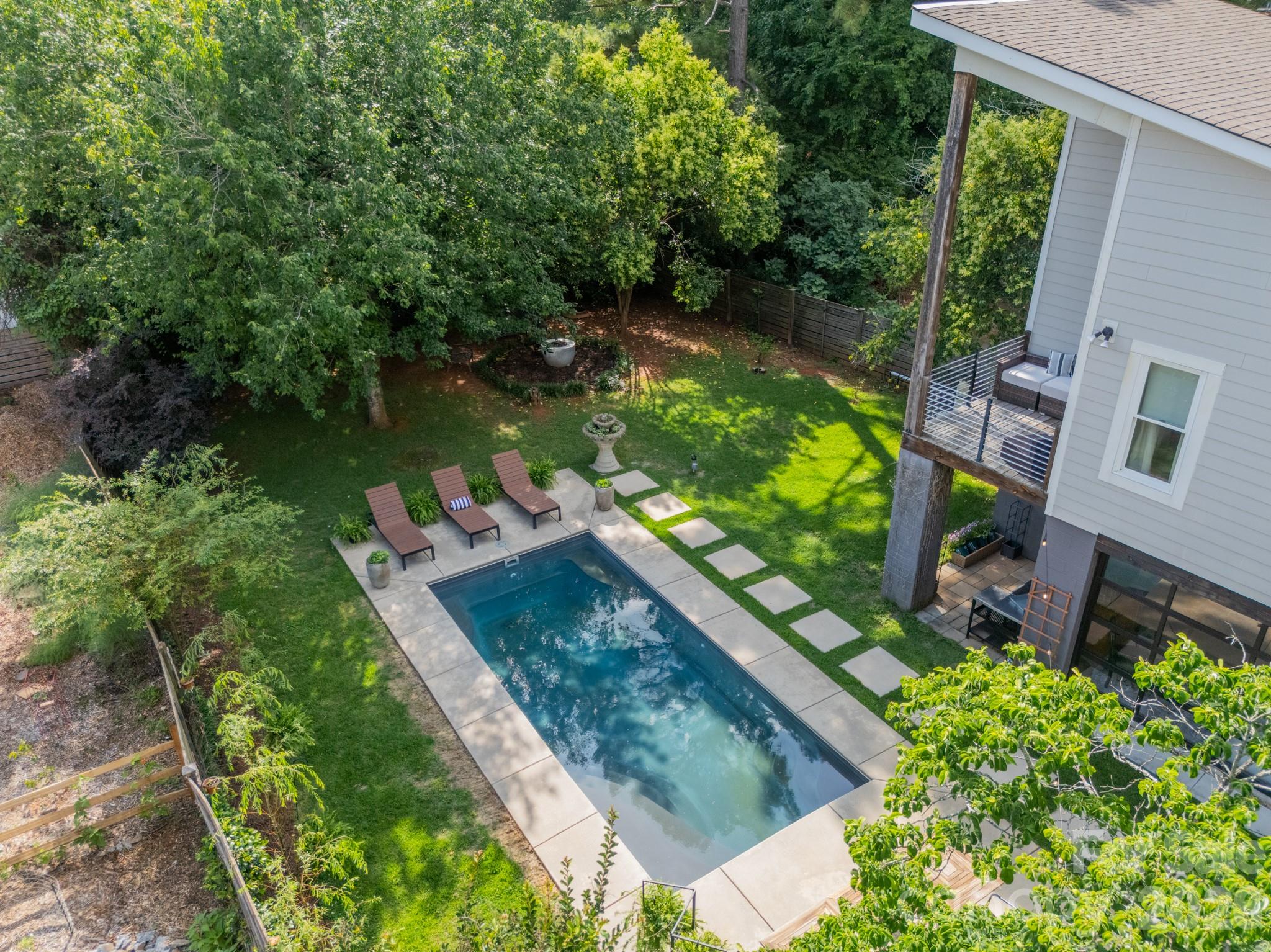 Seventeen Acres - Residential