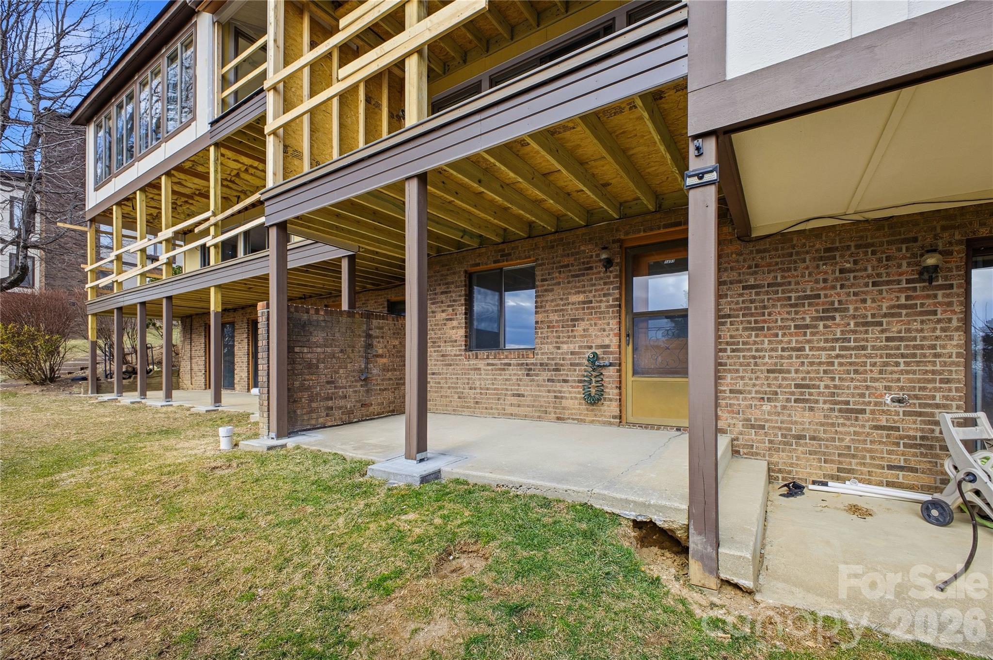 Fleetwood Plaza - Residential
