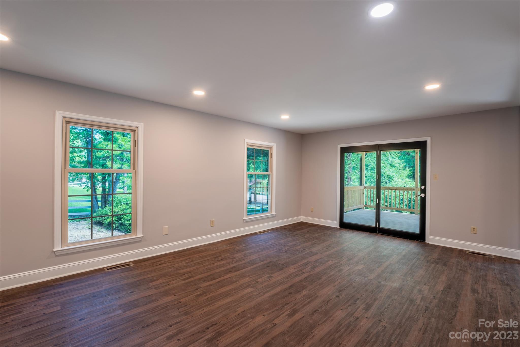 Black Horse Run - Residential