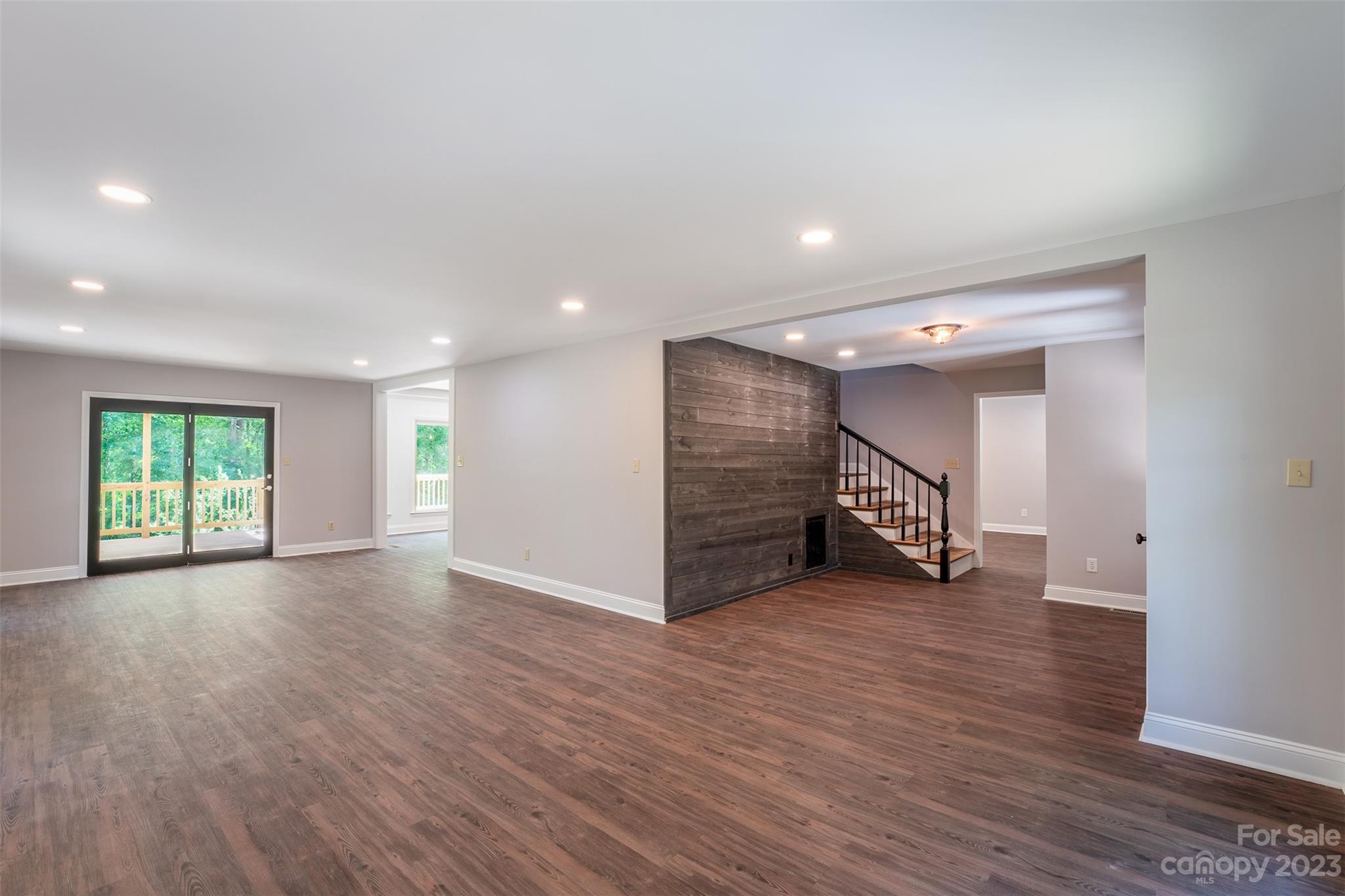 Black Horse Run - Residential