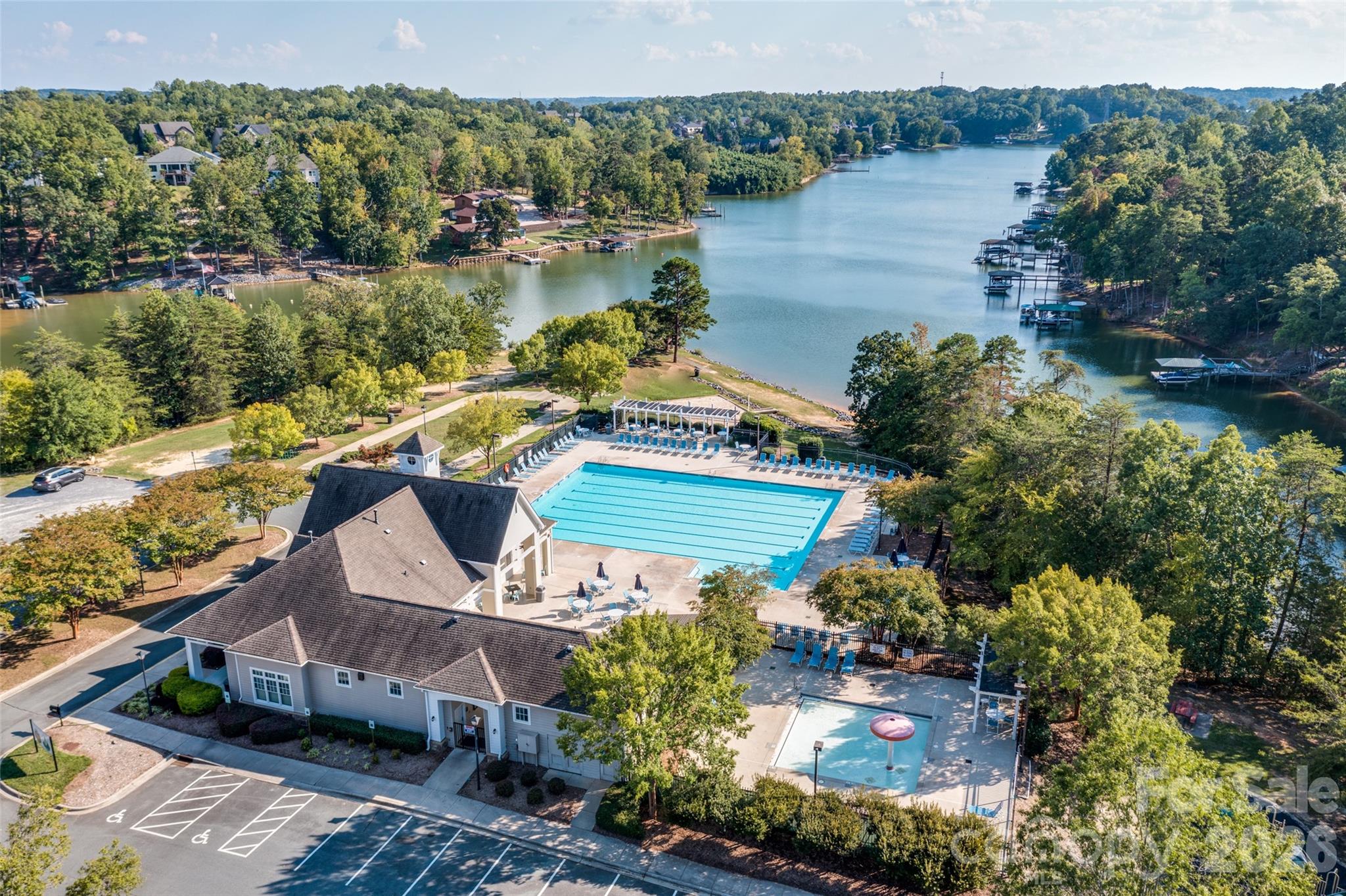 Tega Cay - Residential