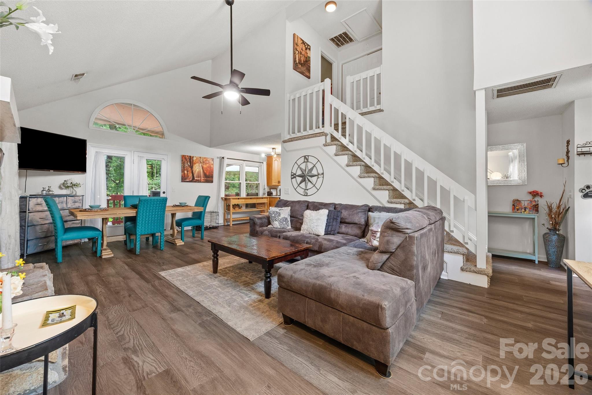 Tega Cay - Residential