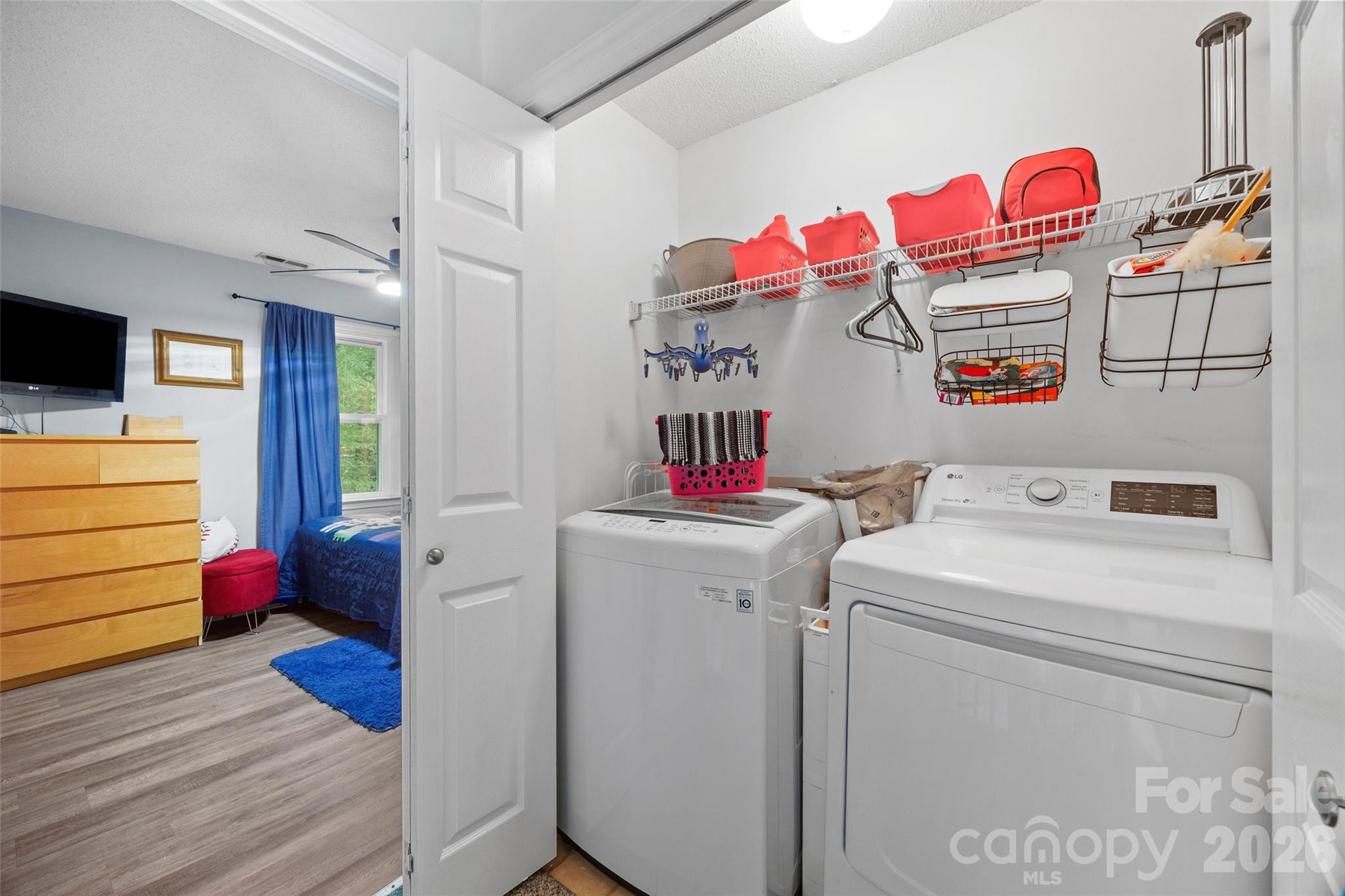 Tega Cay - Residential