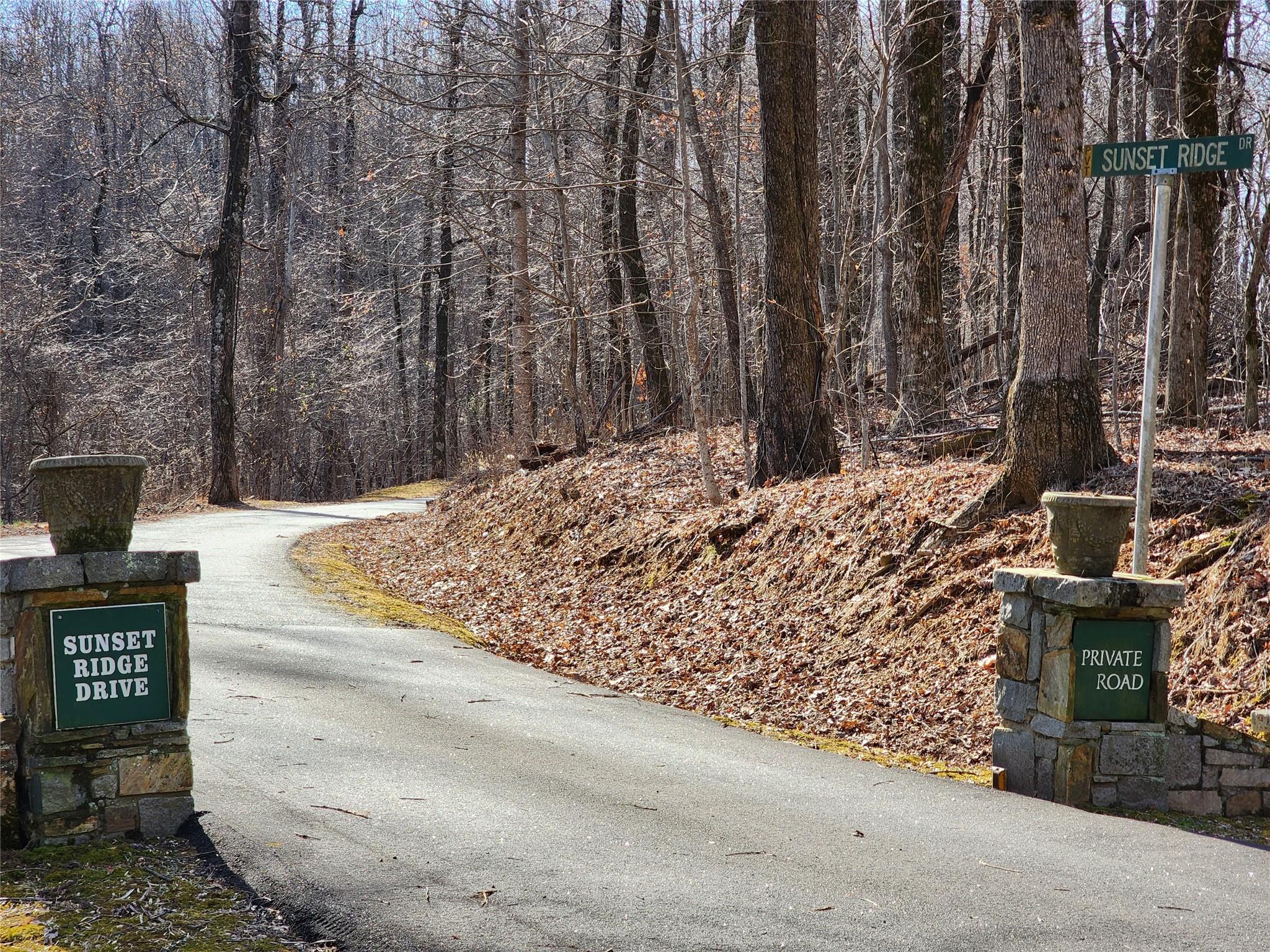 White Oak Mountain - Land