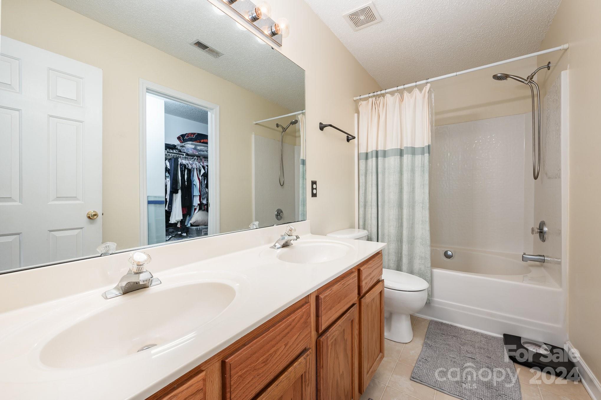 Forest Oaks - Residential