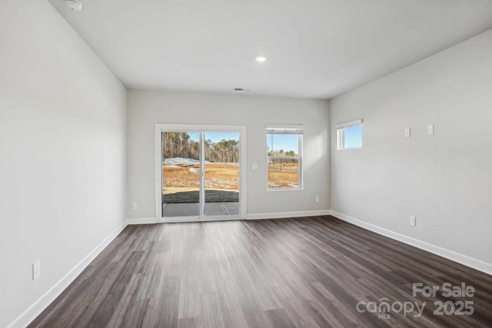 Walnut Reserve - Residential