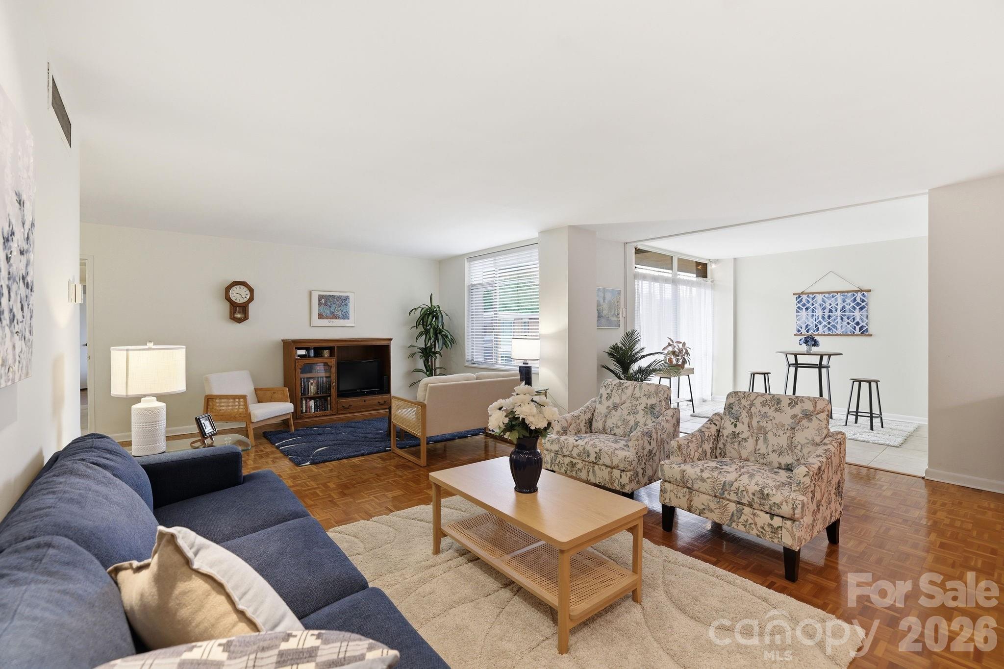 Queens Towers - Residential