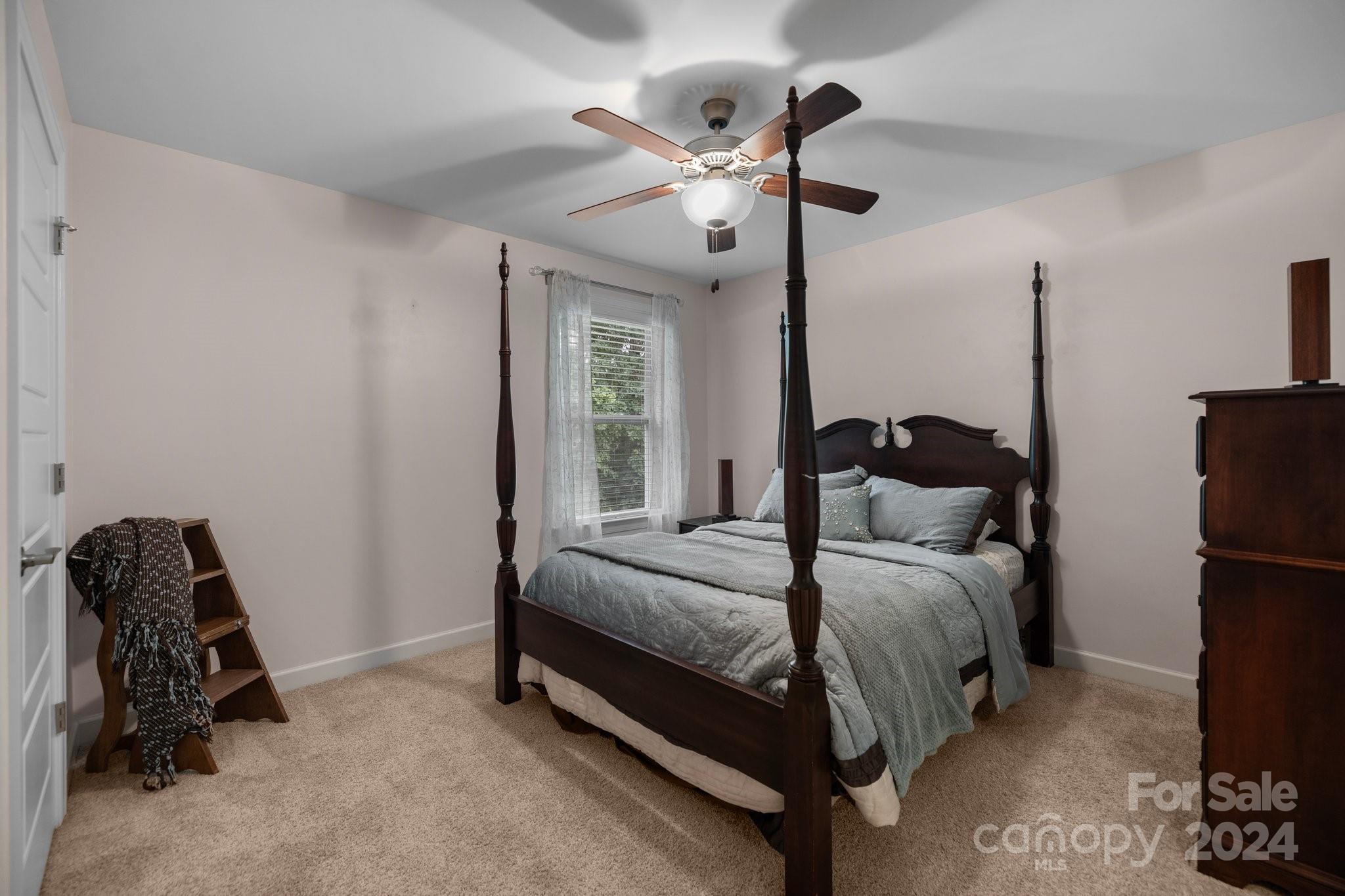 Lake Ridge - Residential