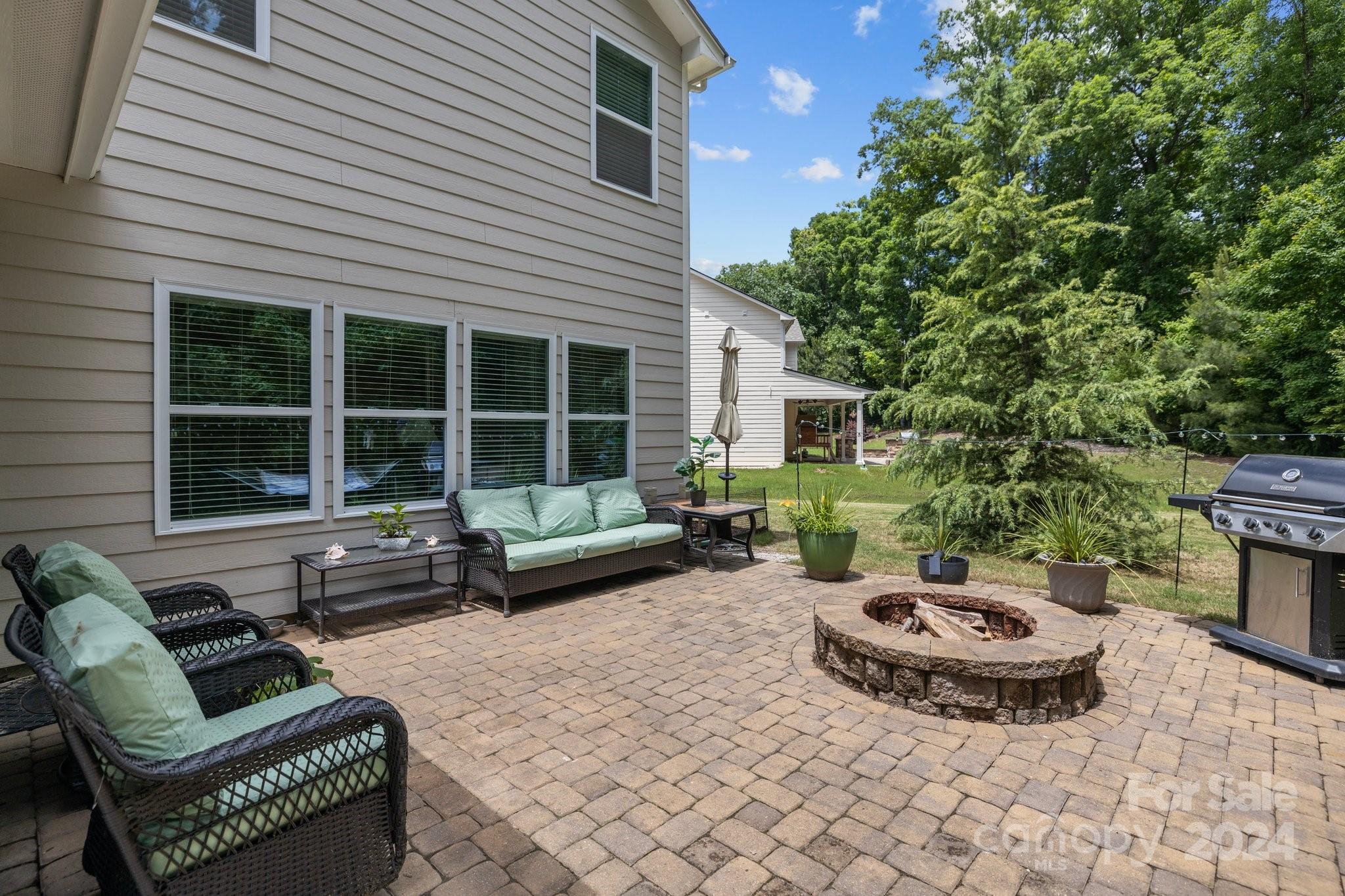 Lake Ridge - Residential