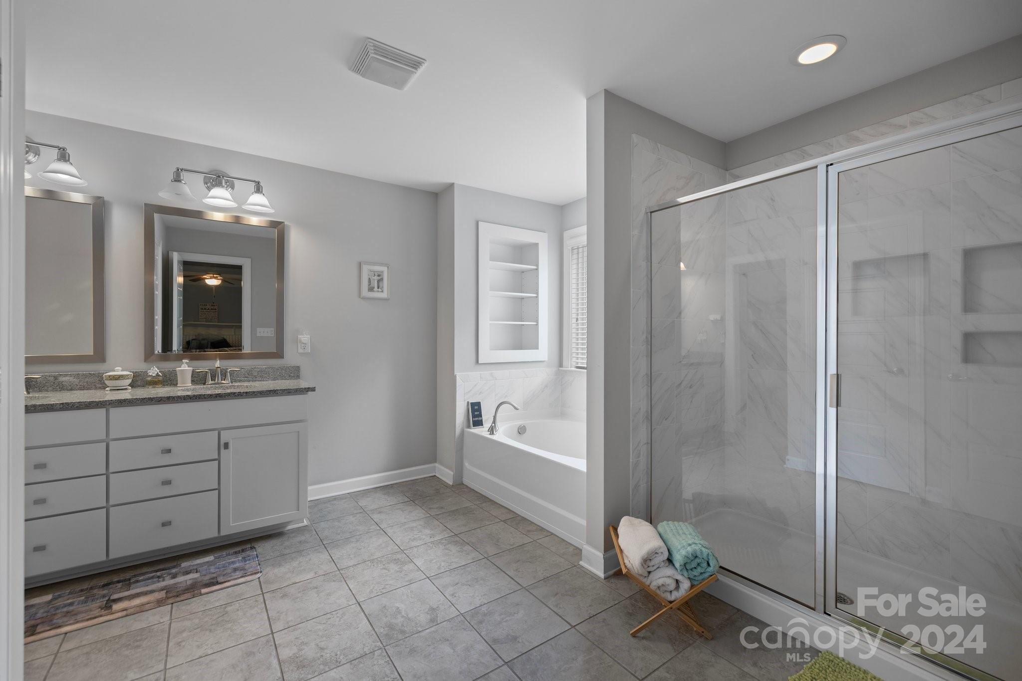 Lake Ridge - Residential
