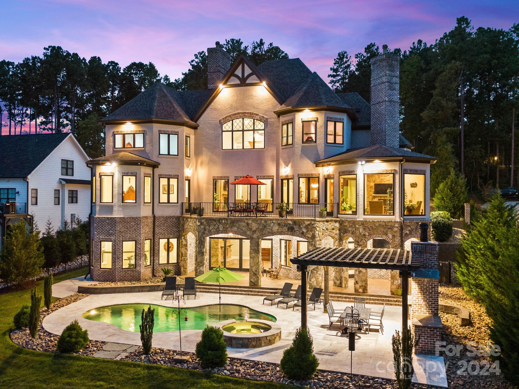 Harbor Oaks - Residential