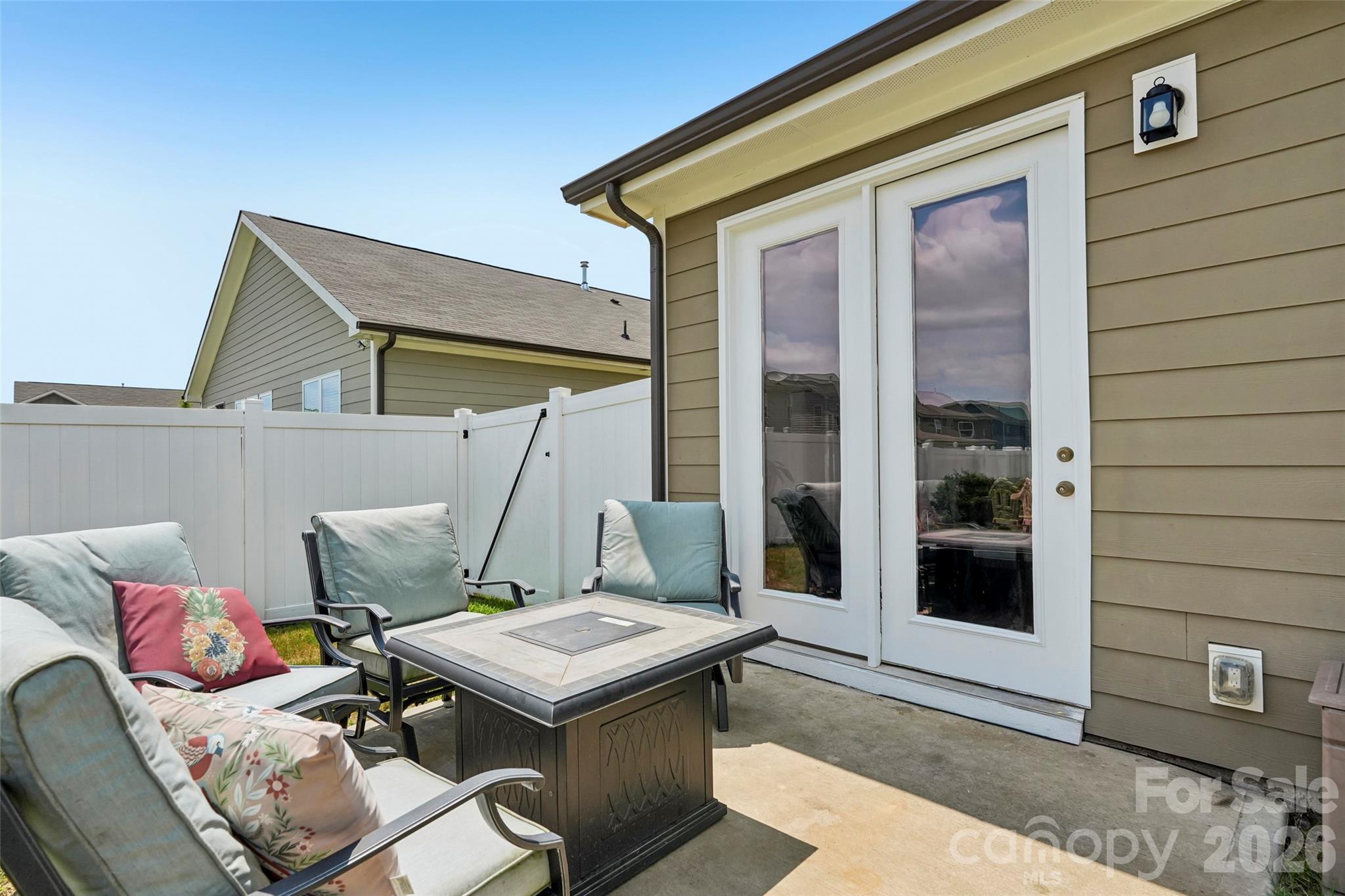 Weddington Pointe - Residential