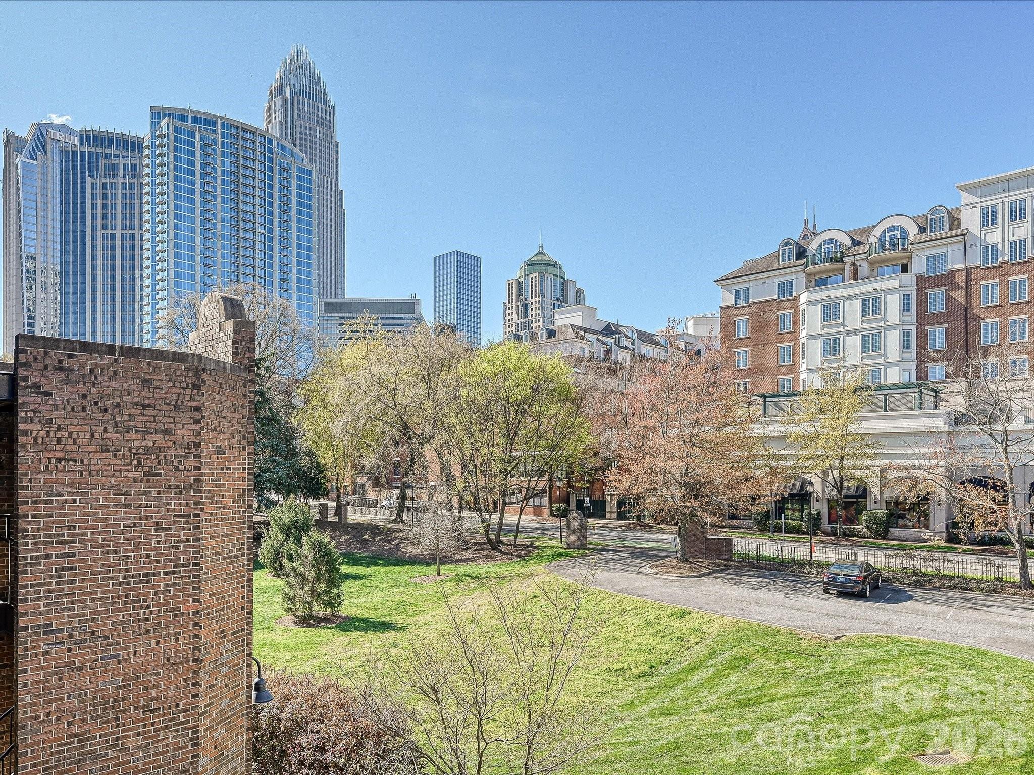 Sixth And Pine - Residential