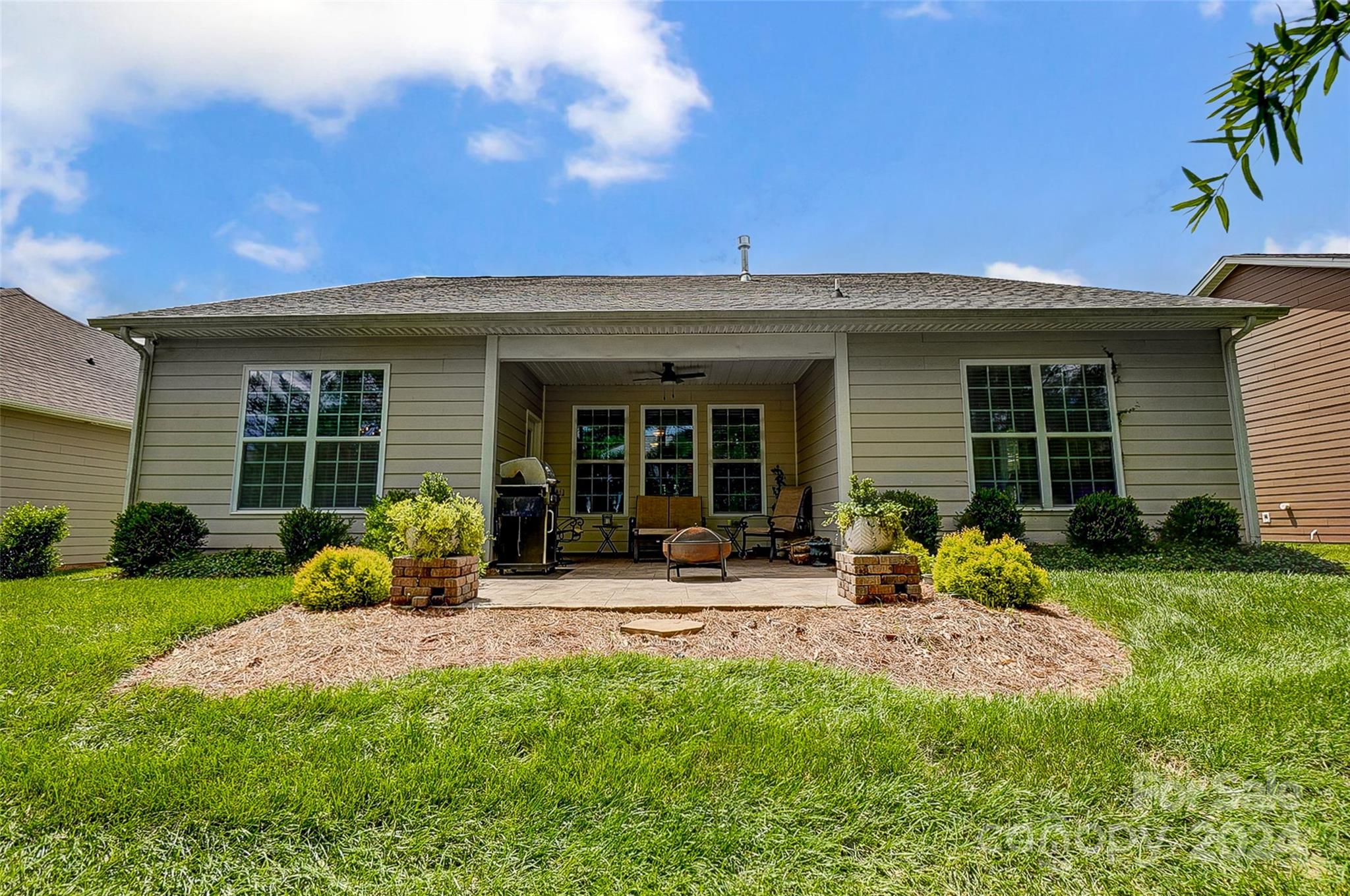 The Vineyards on Lake Wylie - Residential