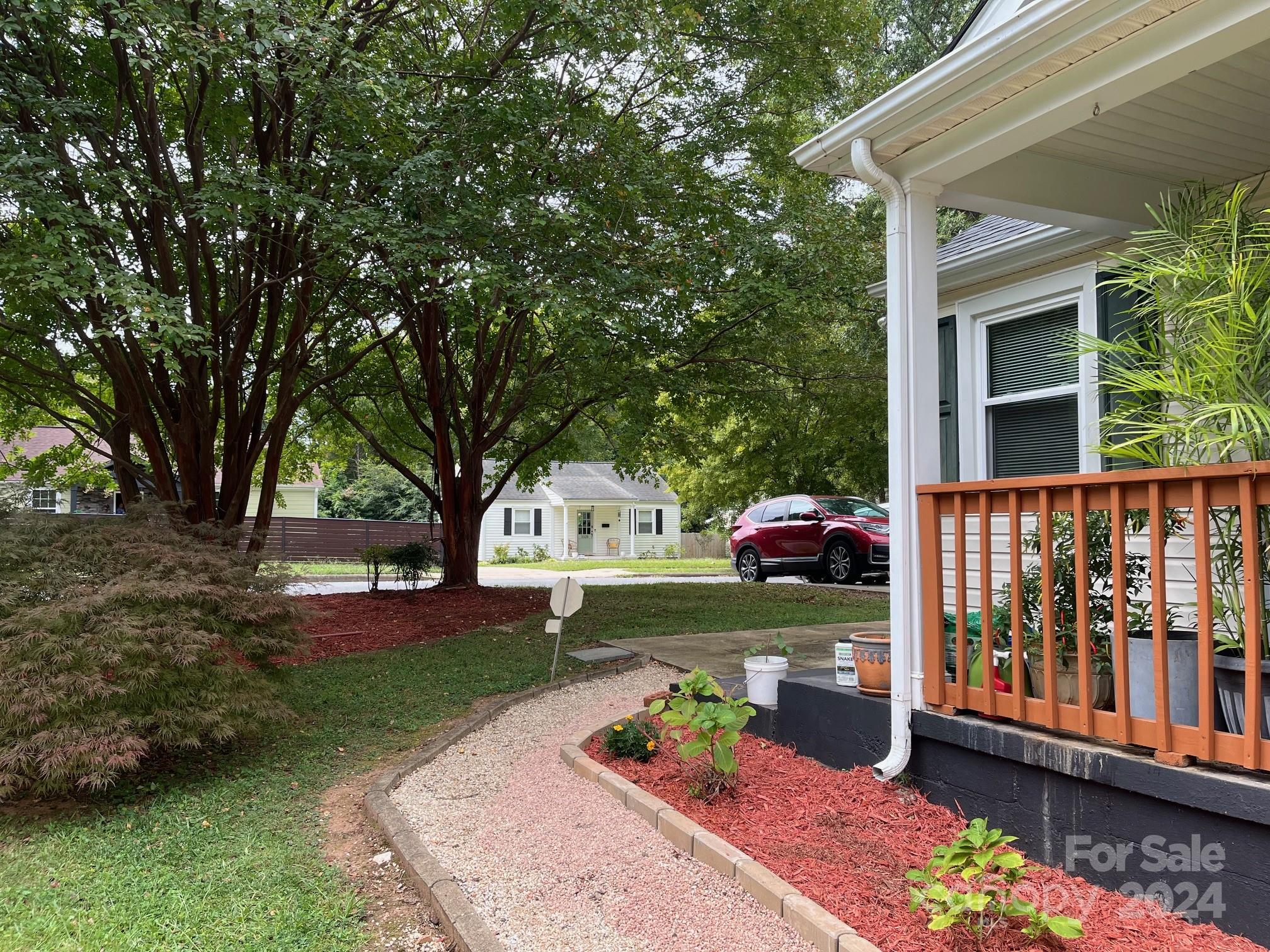 Country Club Hills - Residential
