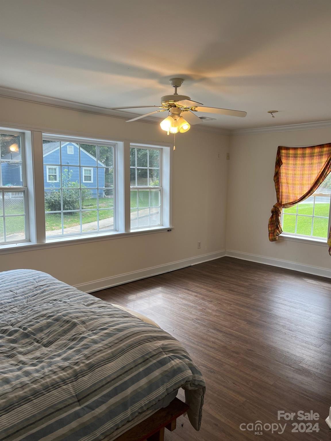 Country Club Hills - Residential