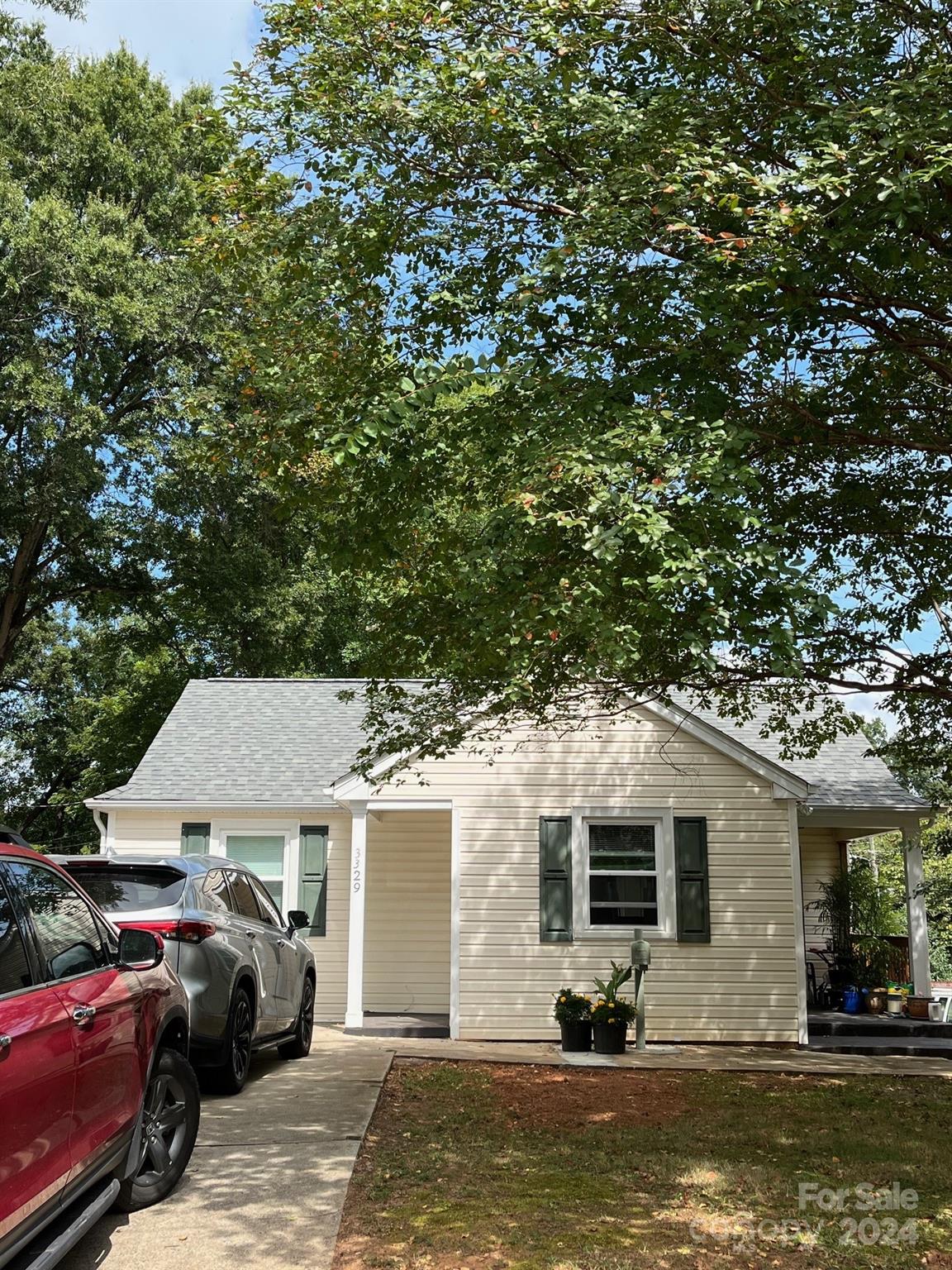Country Club Hills - Residential
