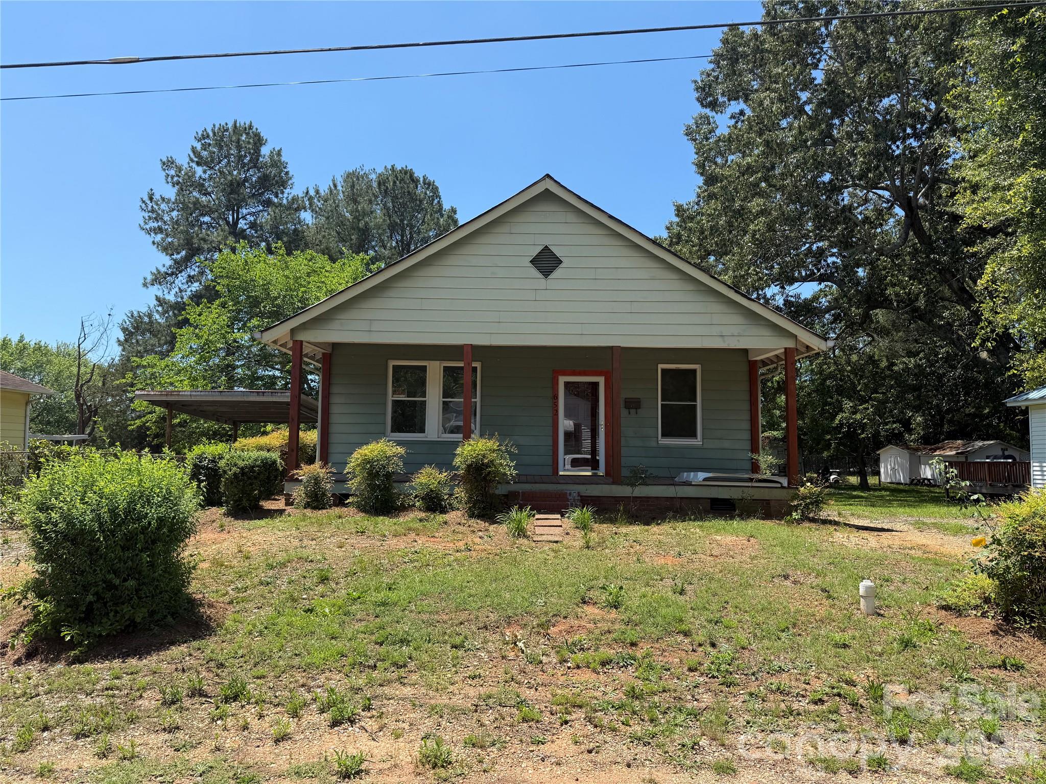 Completely renovated and move-in ready, this charming 2-bedroom, 1-bath home offers over 900 sq ft of updated living space with a bright and functional layout. The spacious kitchen is a standout feature, showcasing beautiful new granite countertops, ample cabinet space, and plenty of room for cooking and gathering.

Recent upgrades throughout the home provide modern comfort and peace of mind, including a brand-new HVAC system and refreshed finishes from top to bottom. Whether you're a first-time homebuyer, looking to downsize, or searching for a turnkey investment property, this home delivers quality, value, and convenience. Don't miss the opportunity to own a beautifully updated home that's ready for immediate occupancy.
