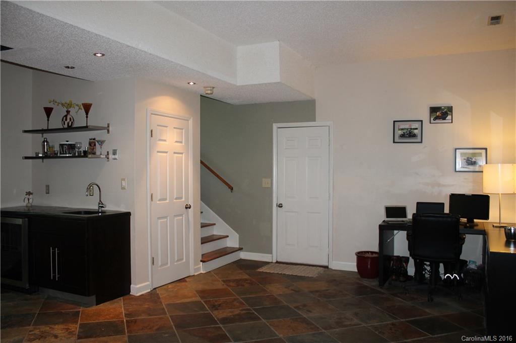 River Hills - Residential