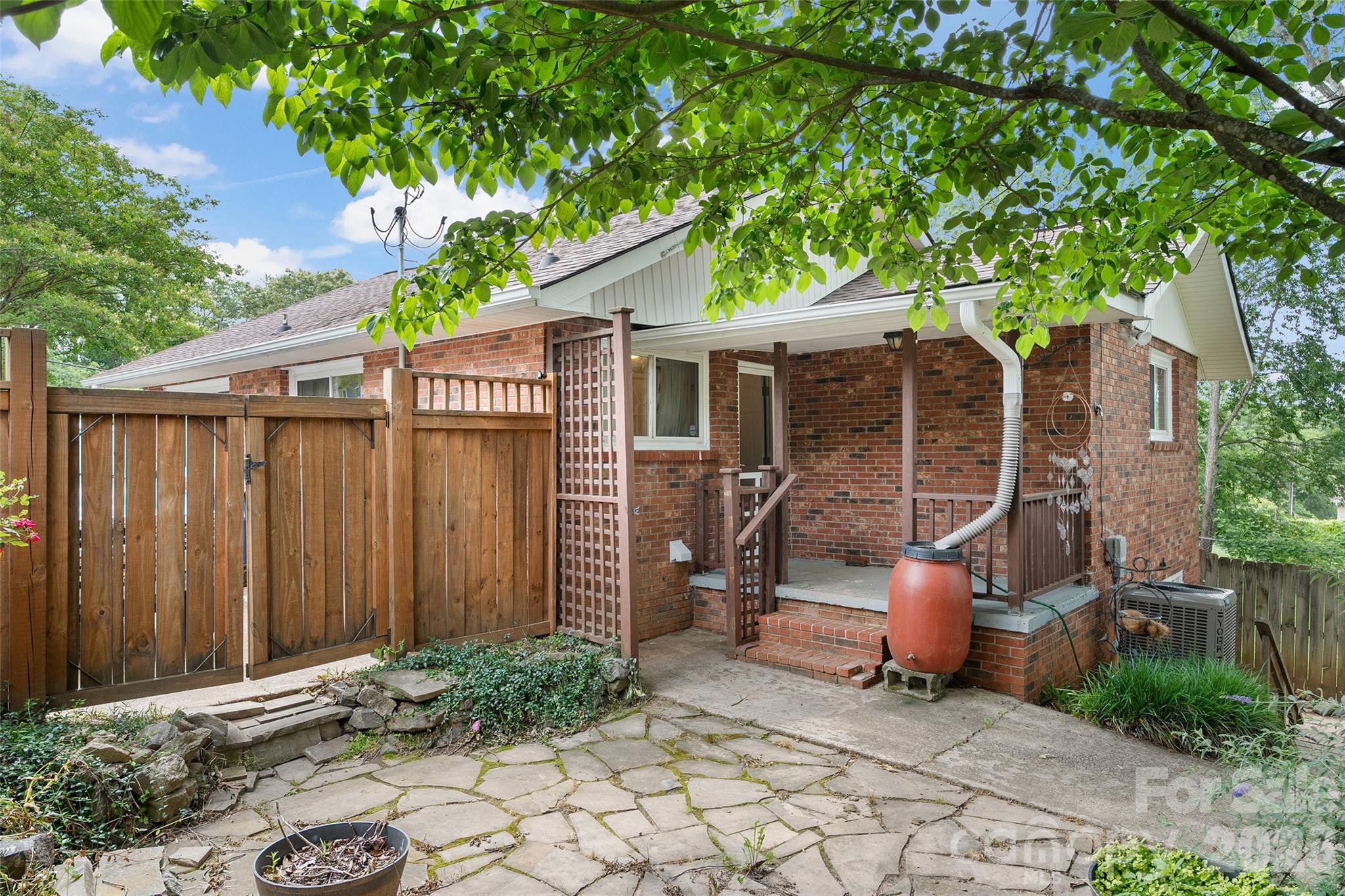 Busbee Heights - Residential