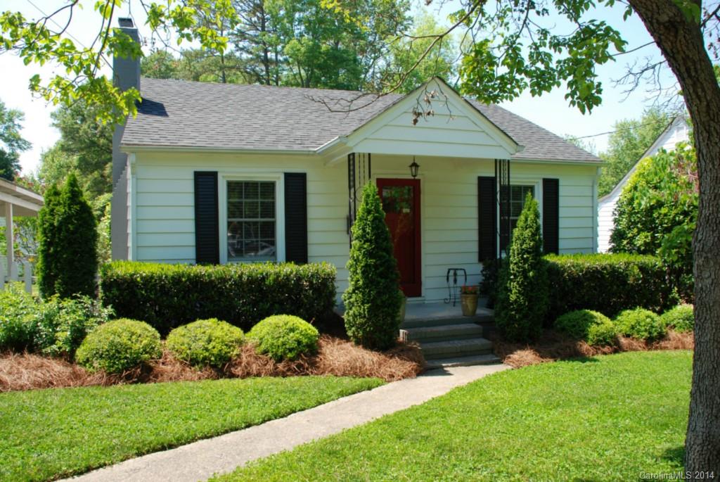Walking distance to Downtown Belmont, Parks, and Schools.  Adorable and recently renovated with new windows, roof, and bathroom.  Wood floors, ceiling fans, brick wood-burning fireplace, 12x12 deck, and fire pit.  Professionally manicured yard.  Shows beautifully.  Washer, Dryer, Refrigerator, and kitchen island remain.  Move in Ready!