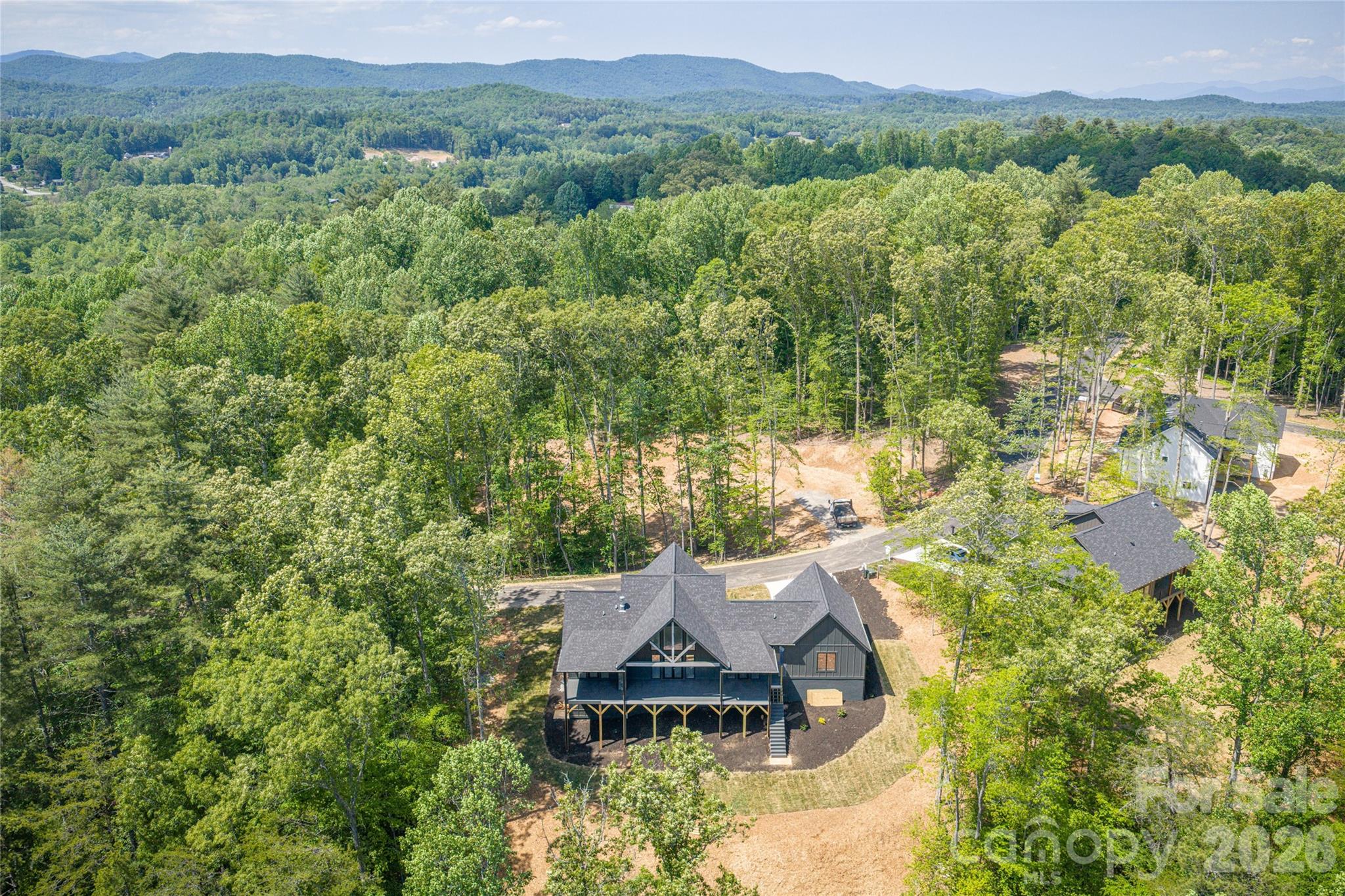 1901 Reserve - Residential