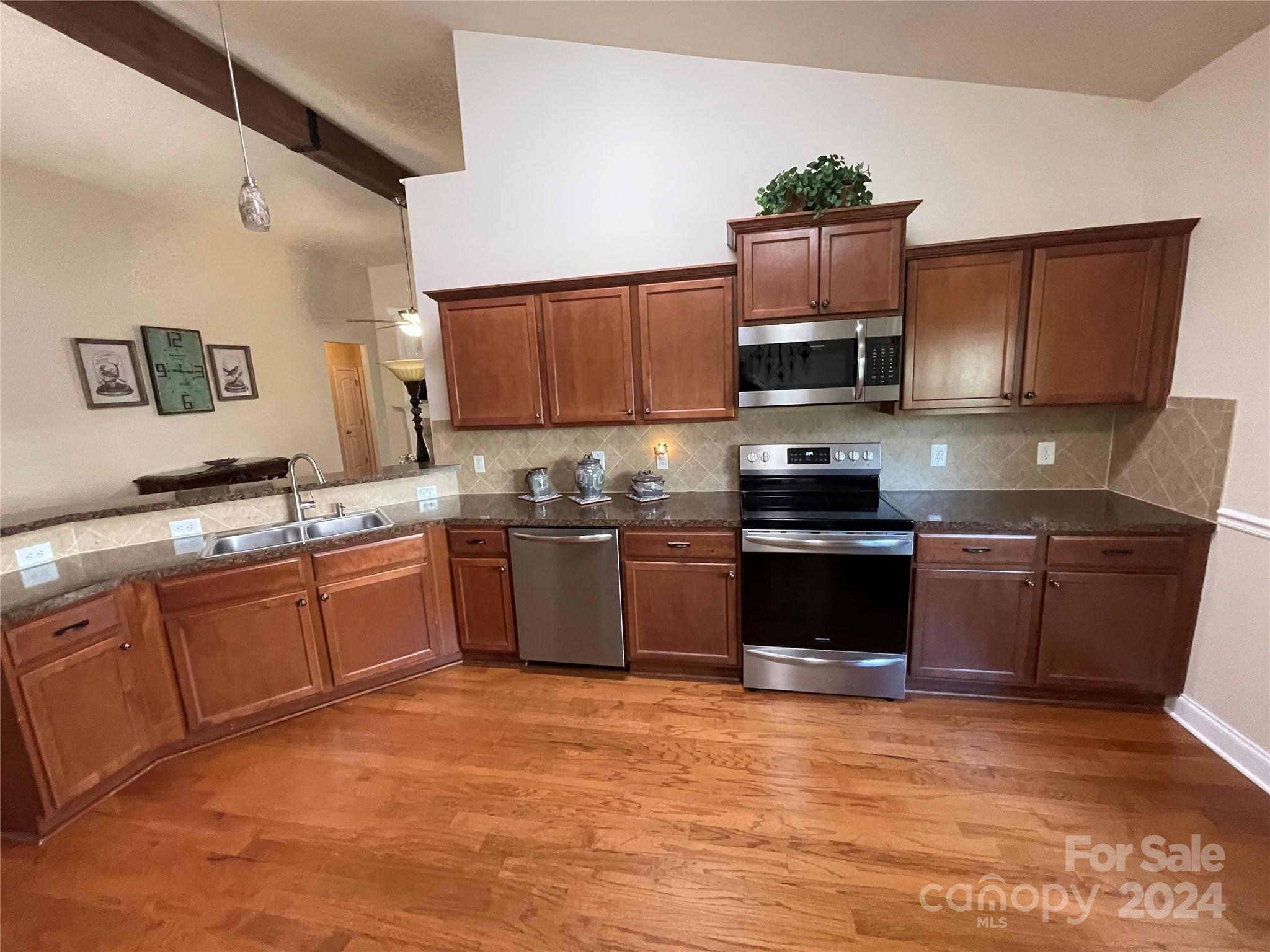 The Creeks Edge - Residential