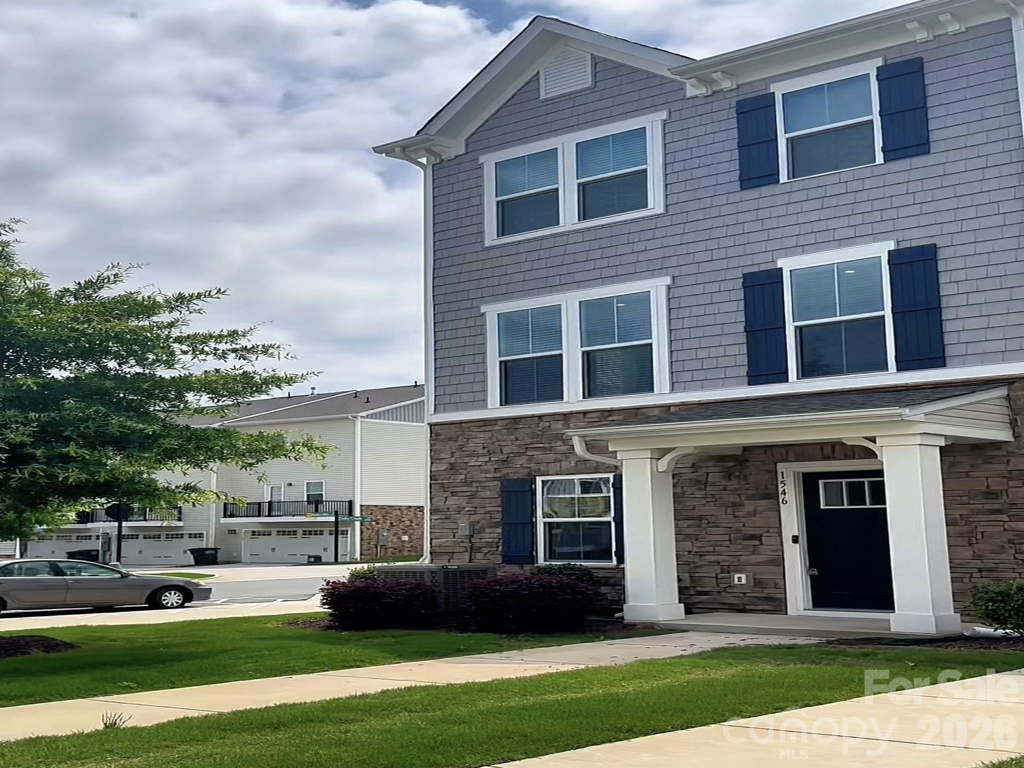 The Towns at Mallard Mills - Residential