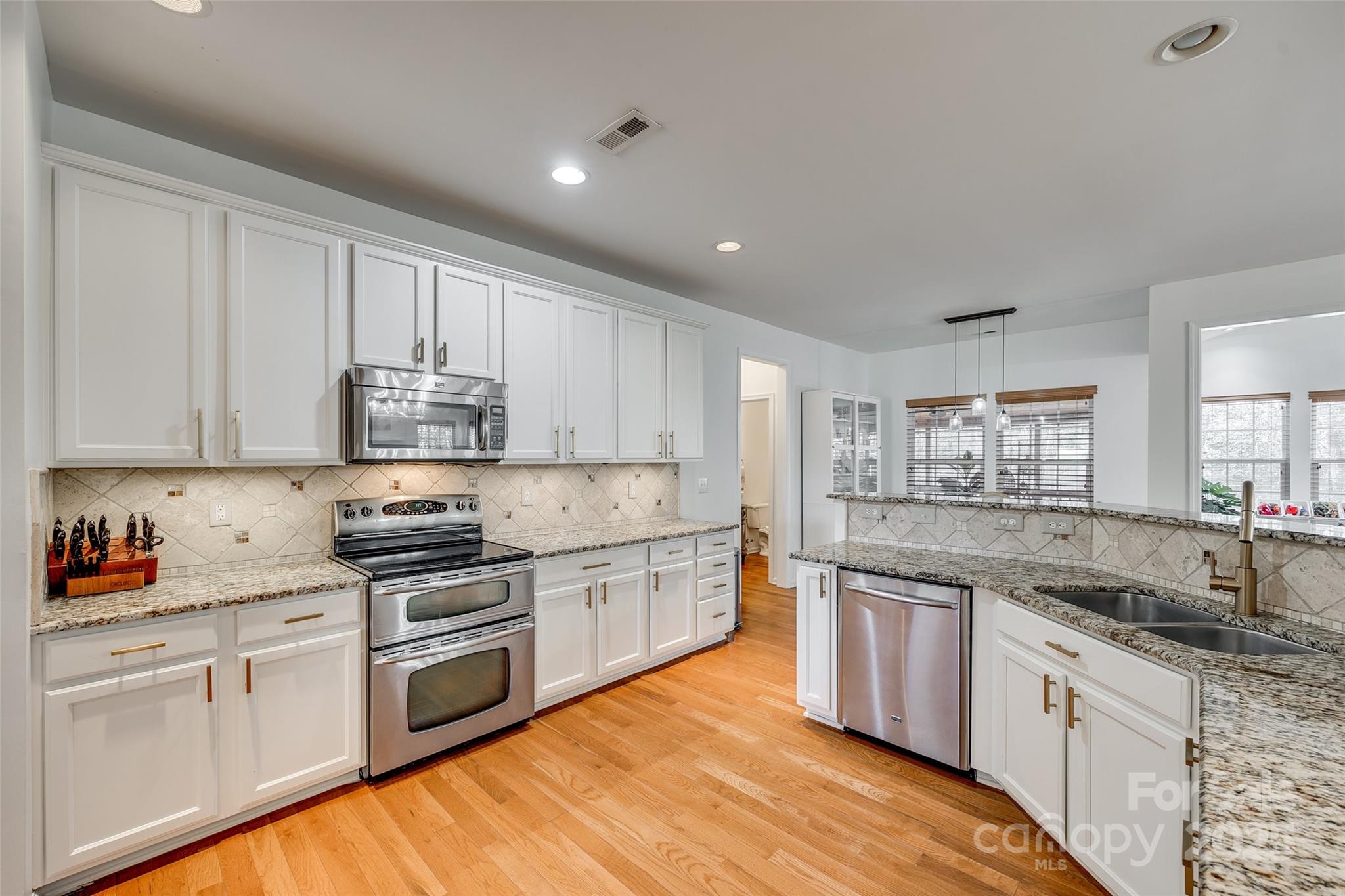 Oakton - Residential