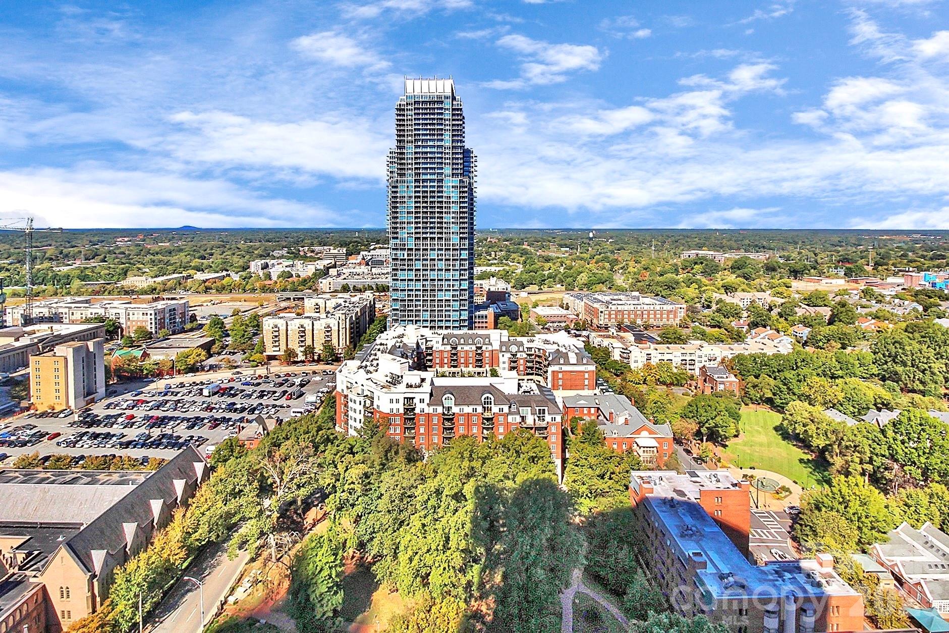 Avenue Condominiums - Residential