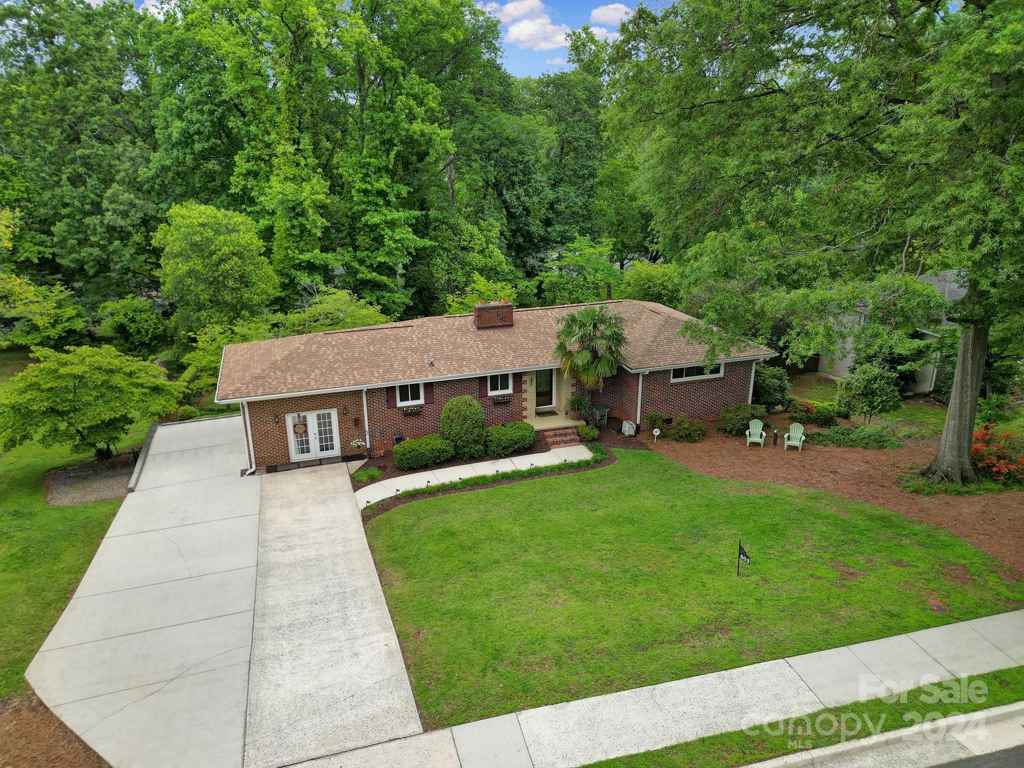 Colonial Heights - Residential