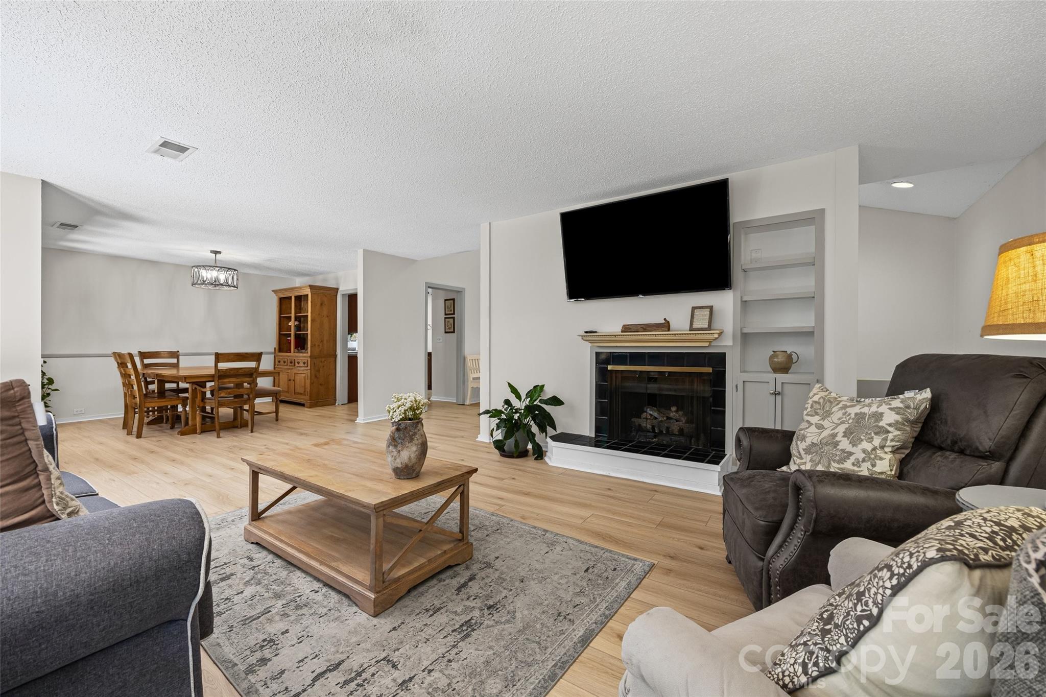 River Hills - Residential