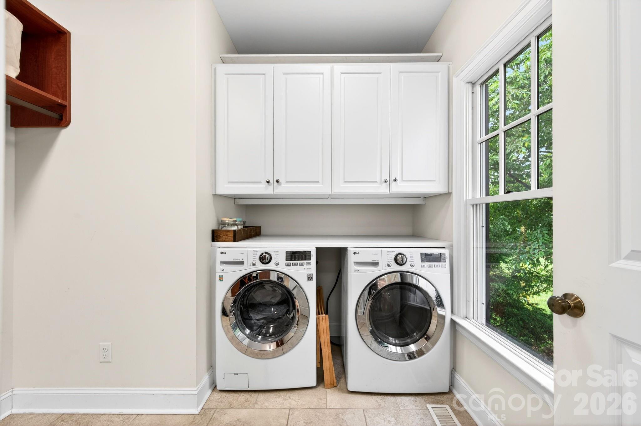 Grand Highlands At Waterford Lakes - Residential