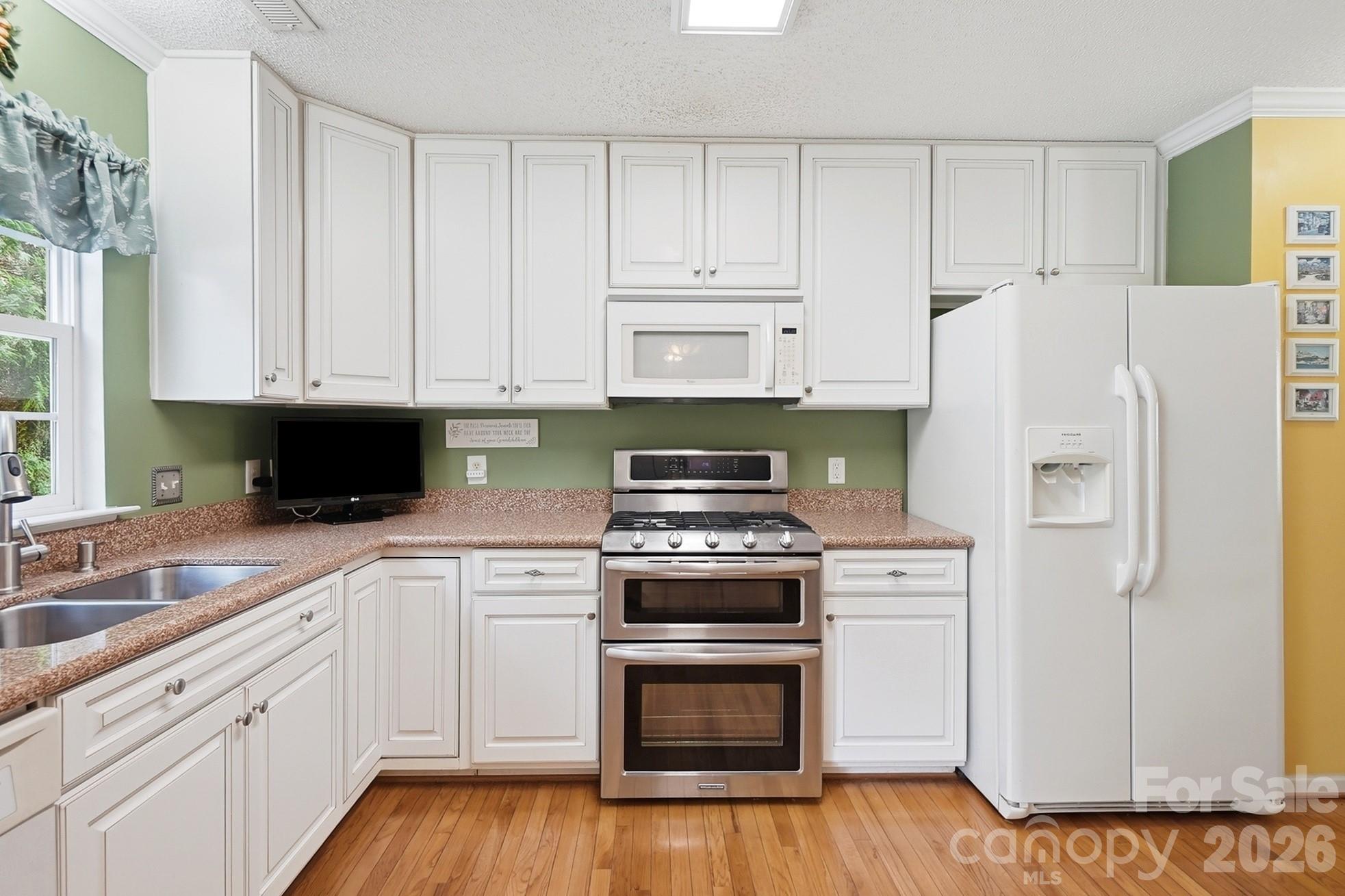 Amber Woods - Residential