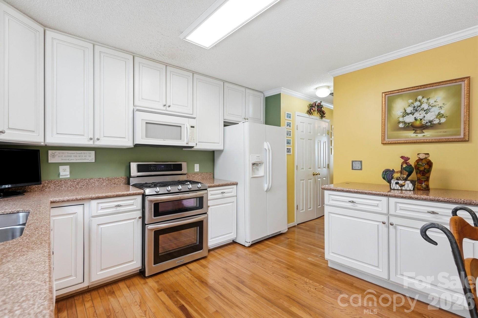 Amber Woods - Residential