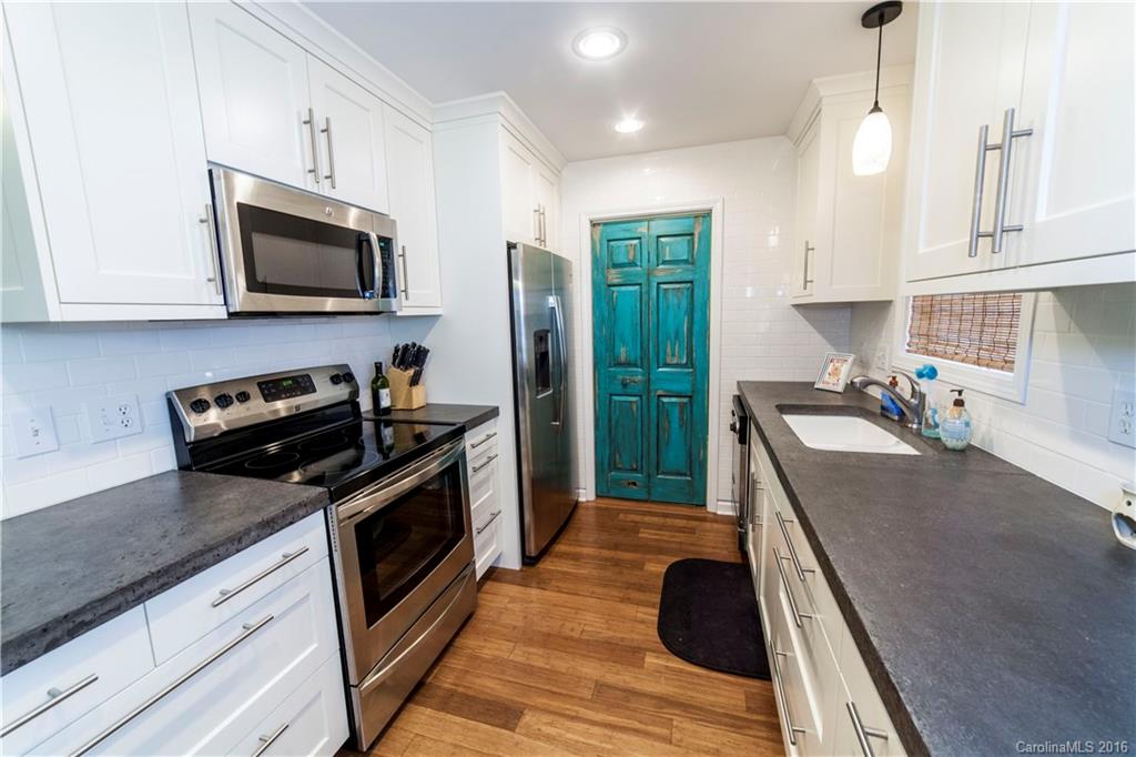 Avery Lake - Residential