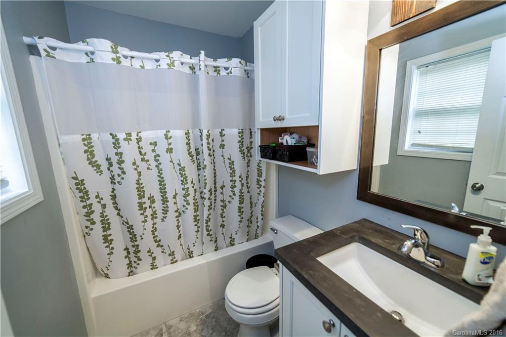 Avery Lake - Residential