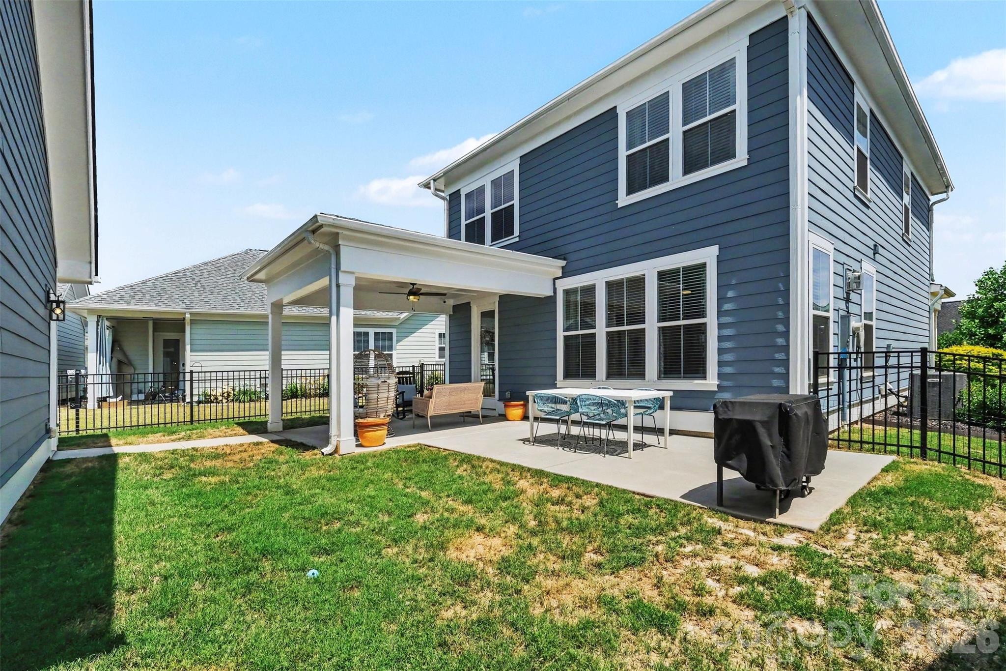 Riverwalk - Residential