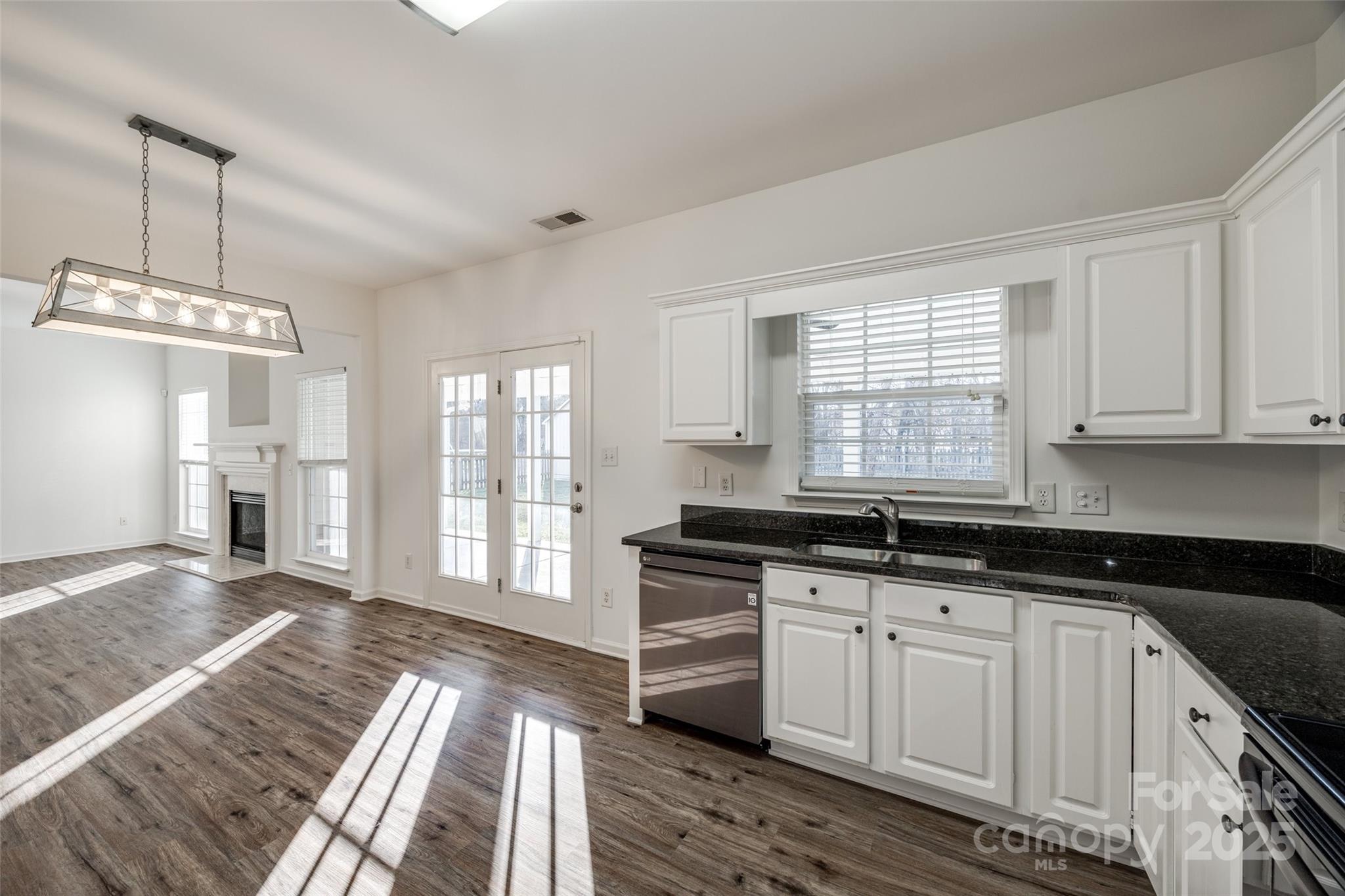 Rocky River Crossing - Residential