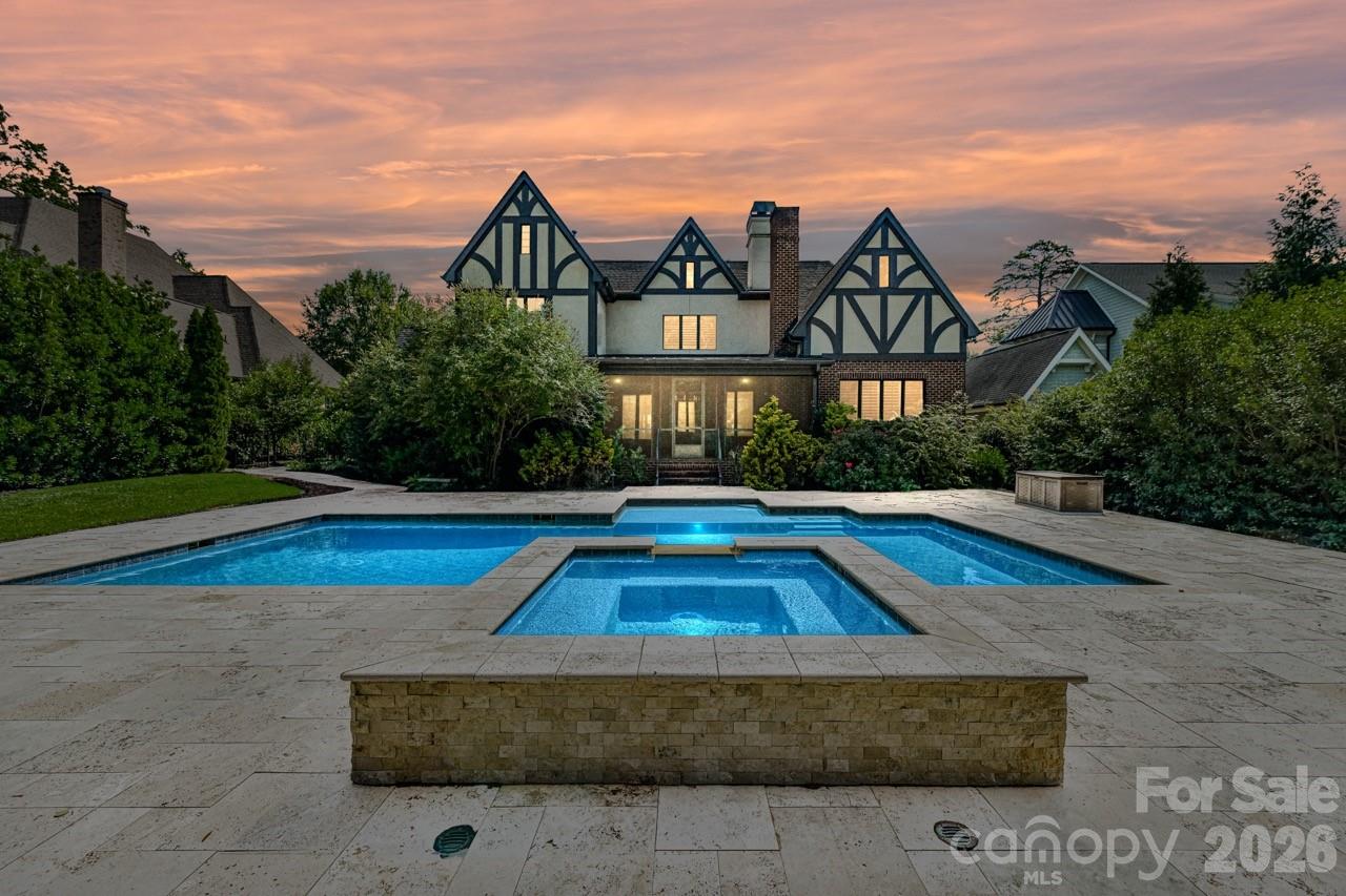 Jordan Manor - Residential