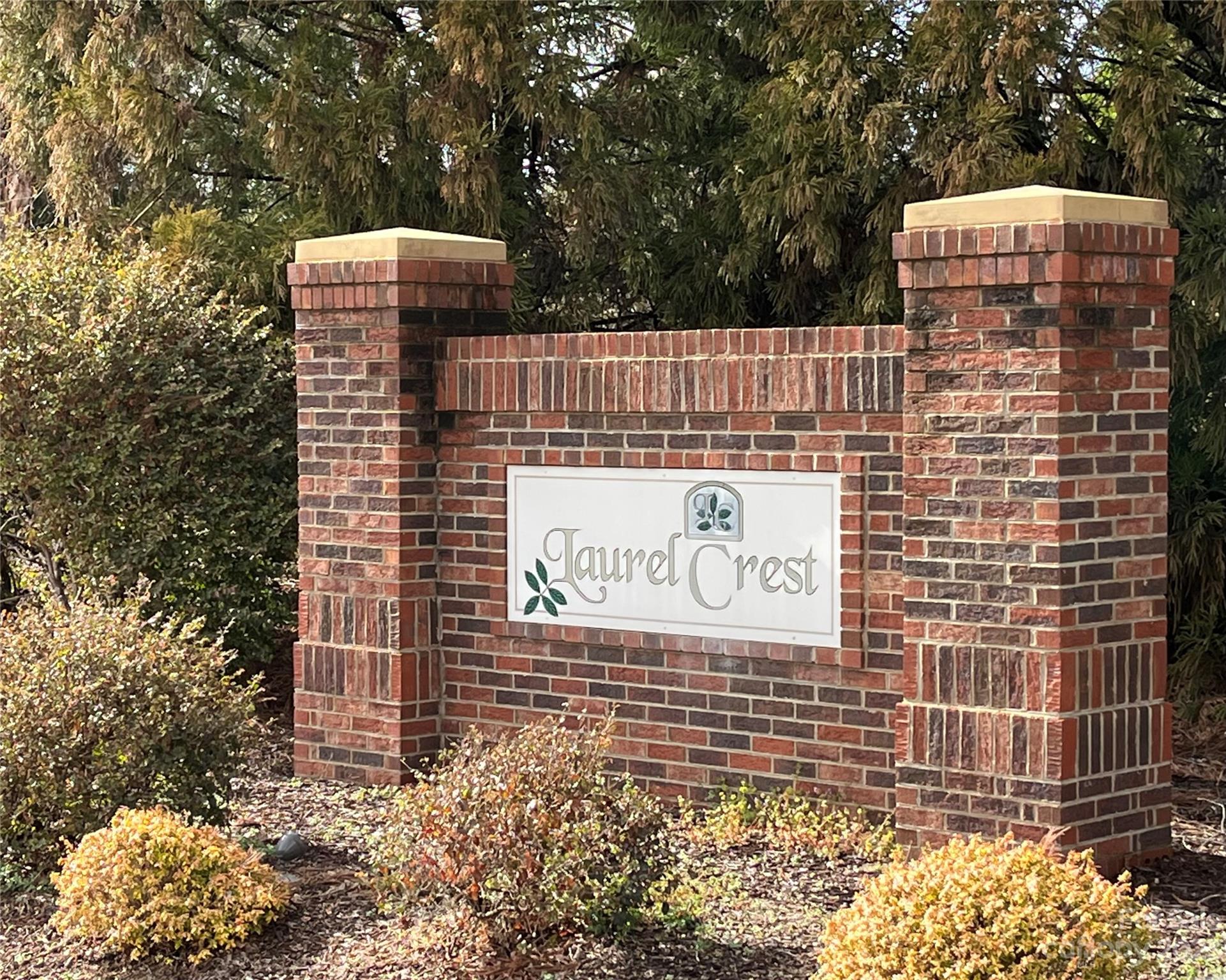 Laurel Crest - Land