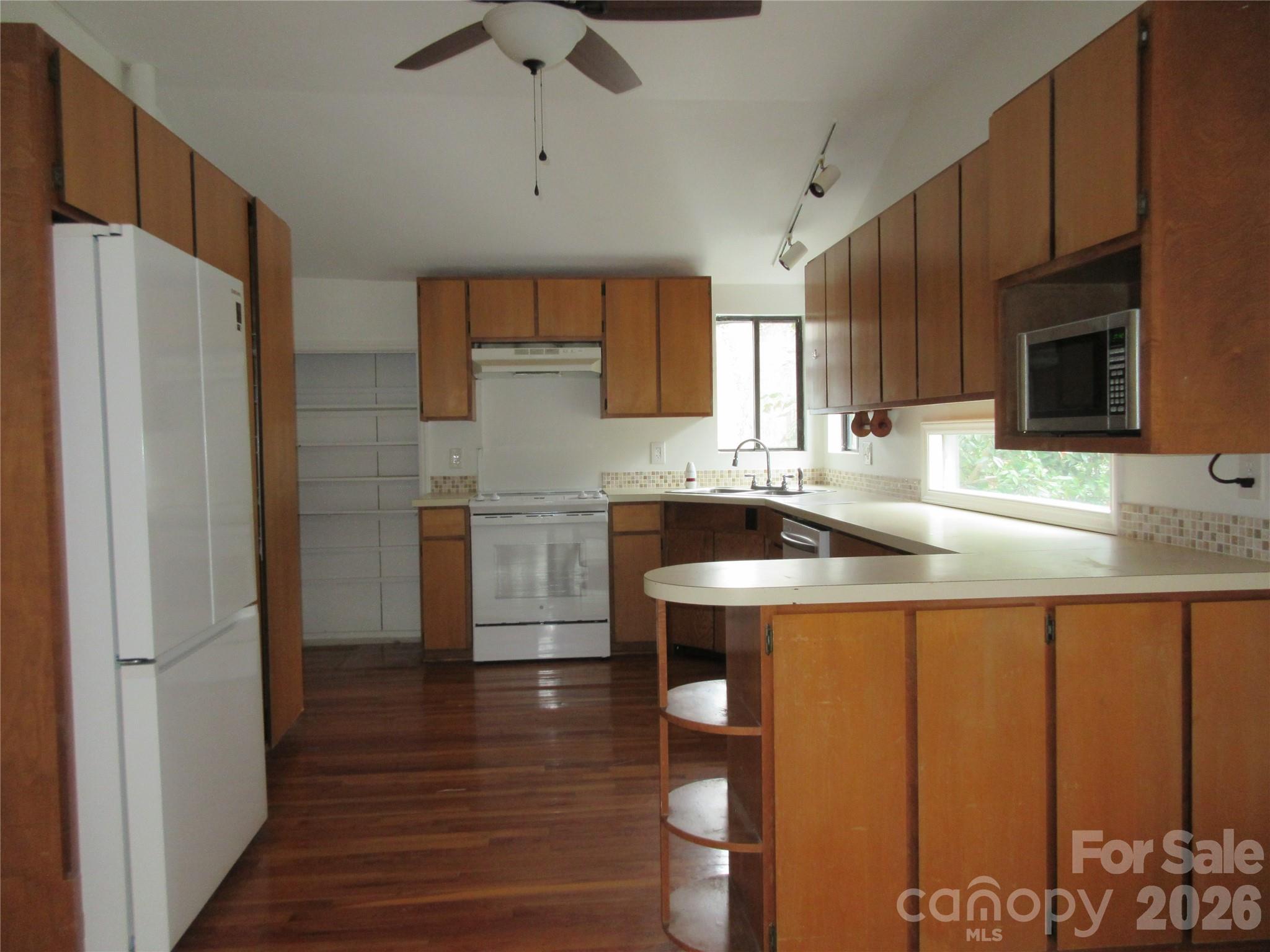 Fairlane - Residential