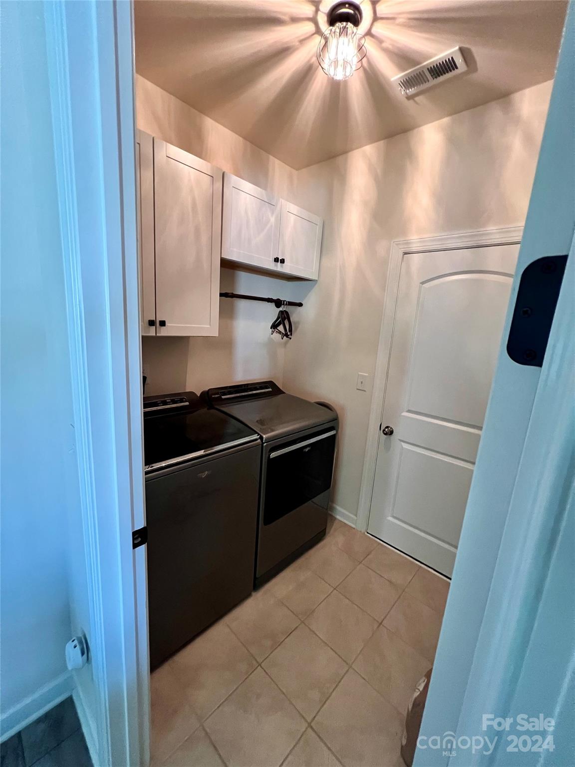 Lake Crest - Residential